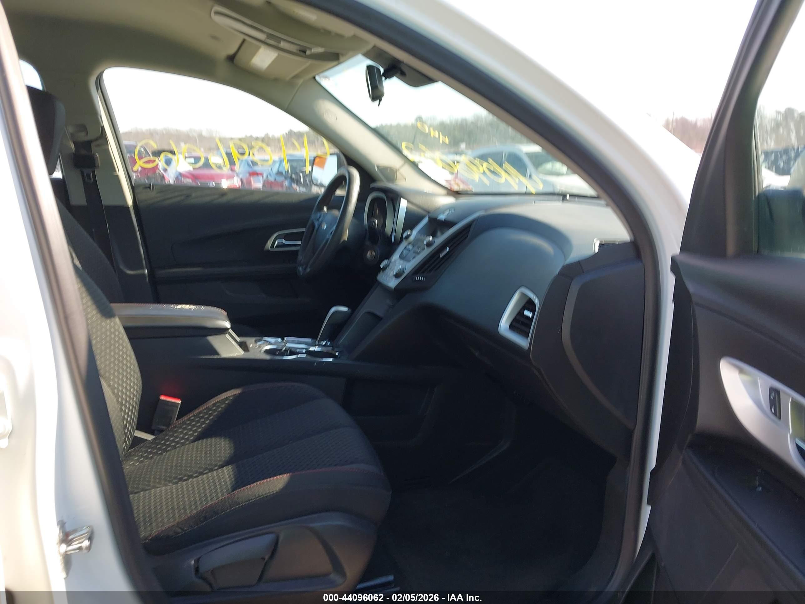 CHEVROLET EQUINOX image 5