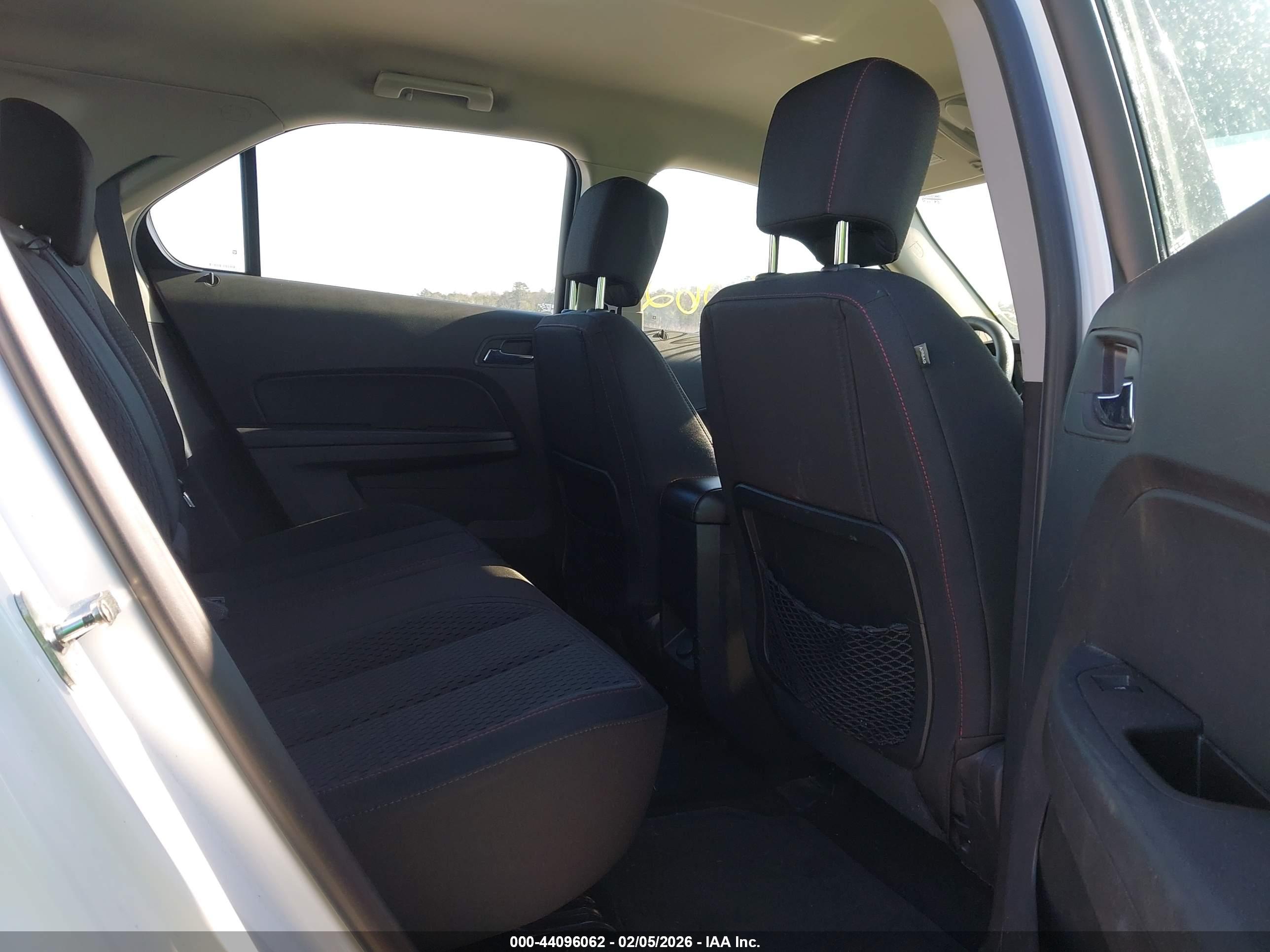 CHEVROLET EQUINOX image 8