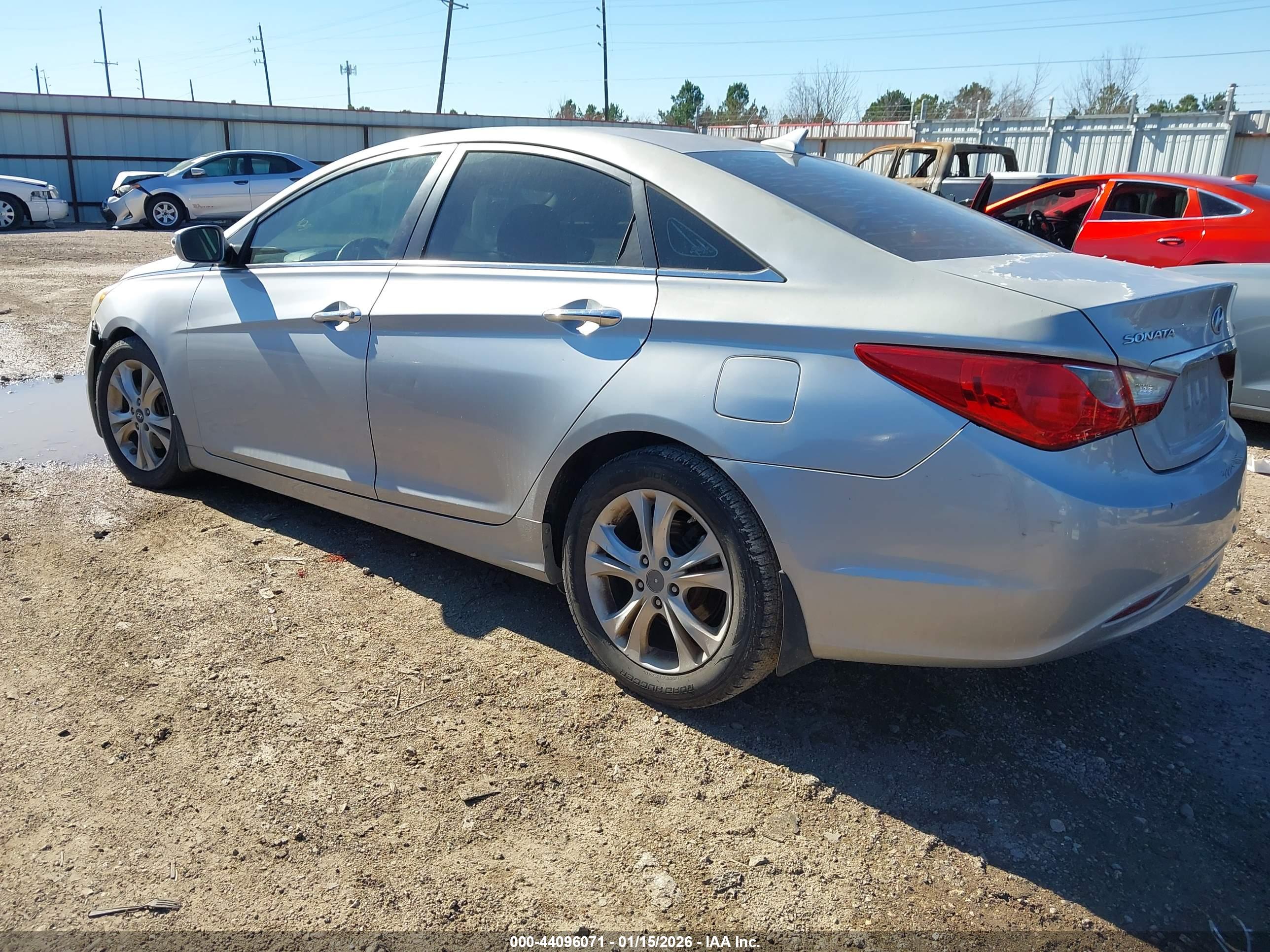 HYUNDAI SONATA image 3