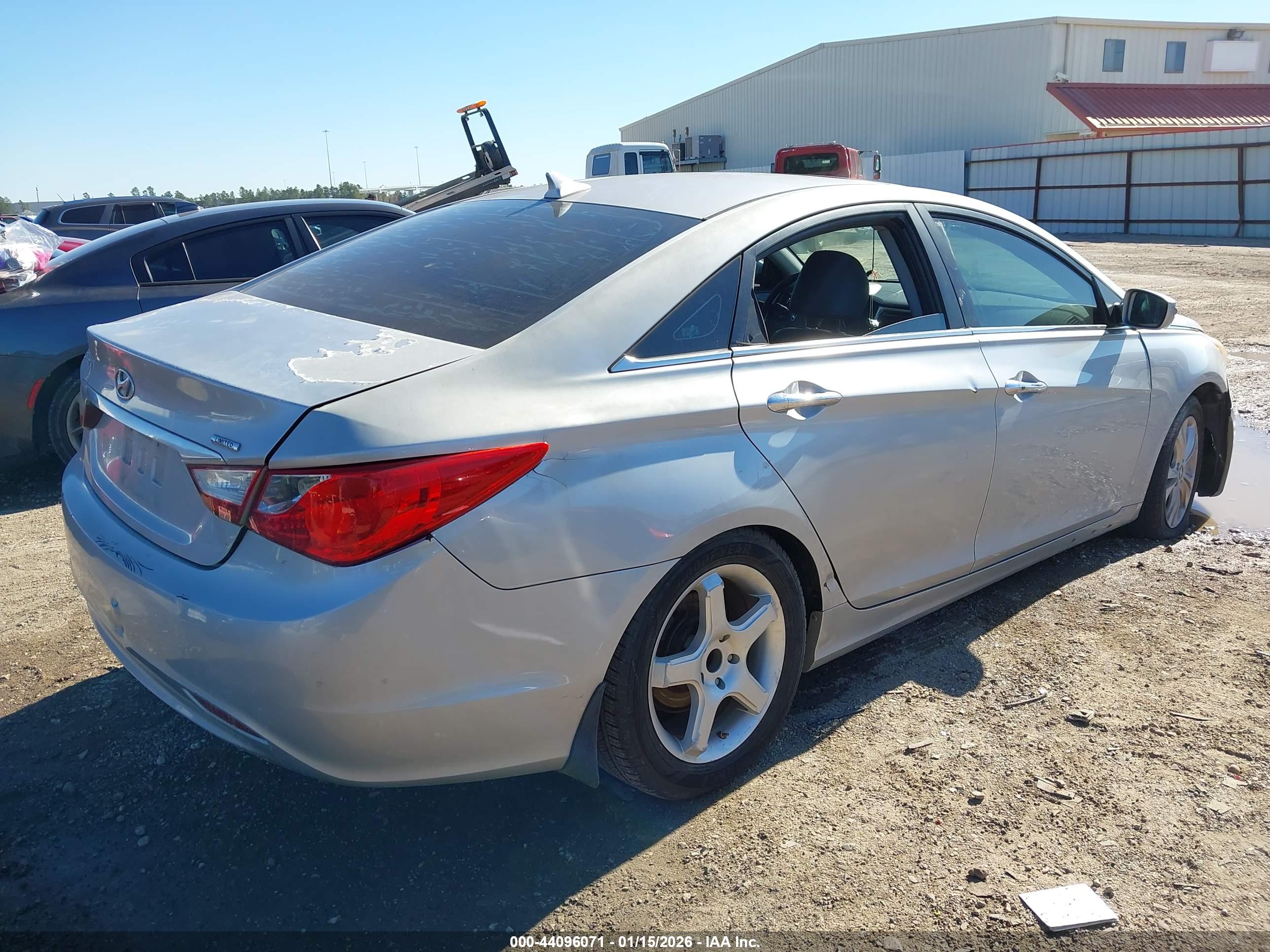 HYUNDAI SONATA image 4