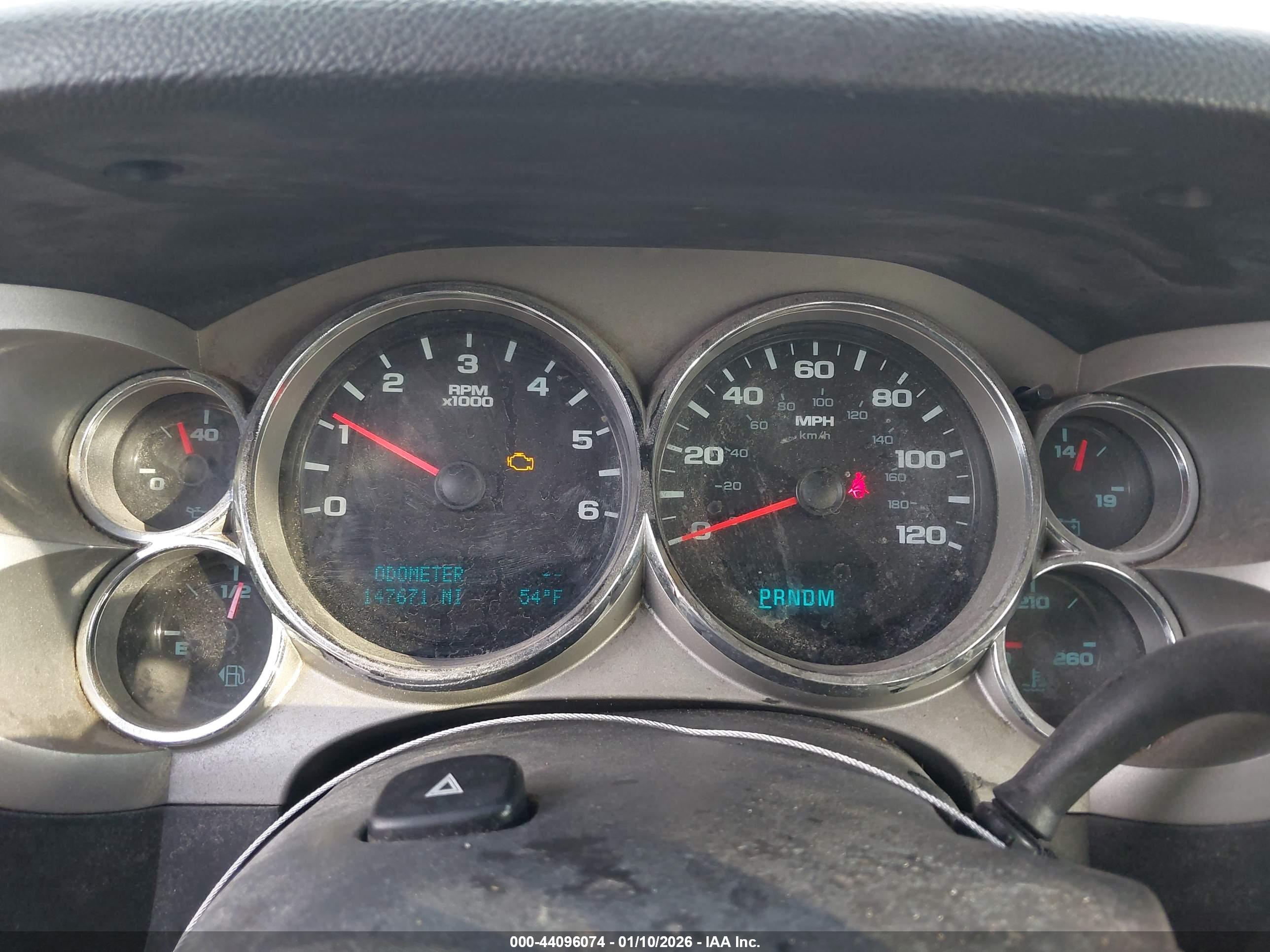 CHEVROLET SILVERADO image 7