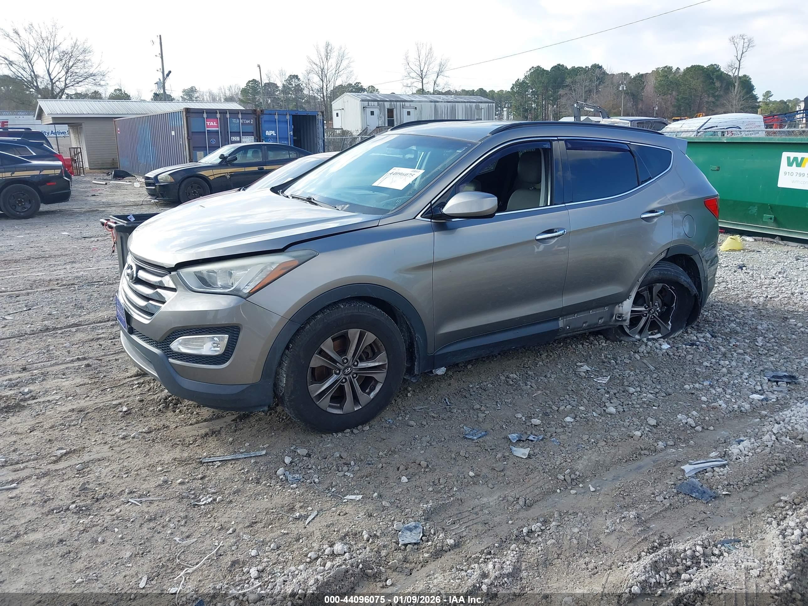 HYUNDAI SANTA image 2