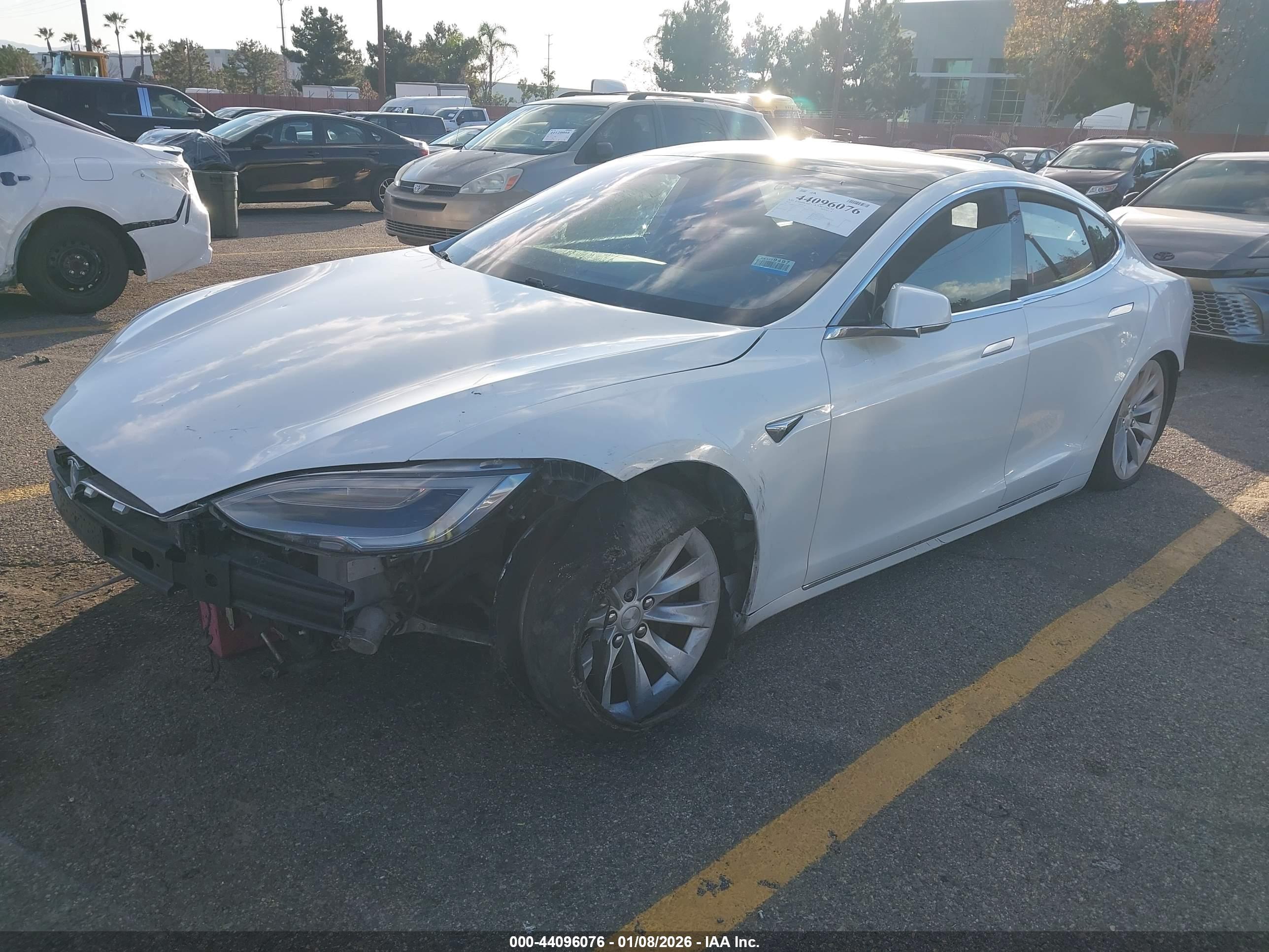 TESLA MODEL image 2