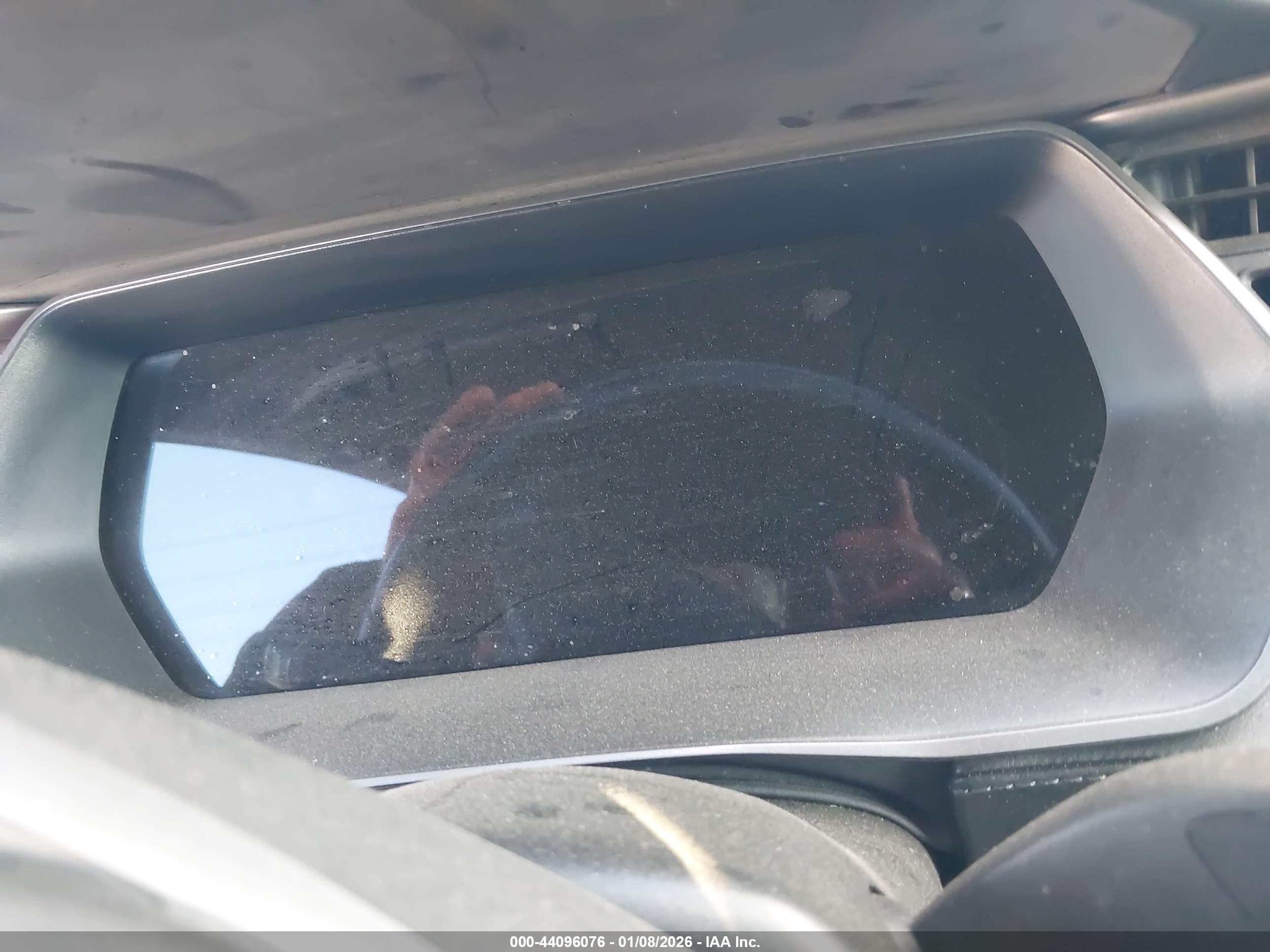 TESLA MODEL image 7