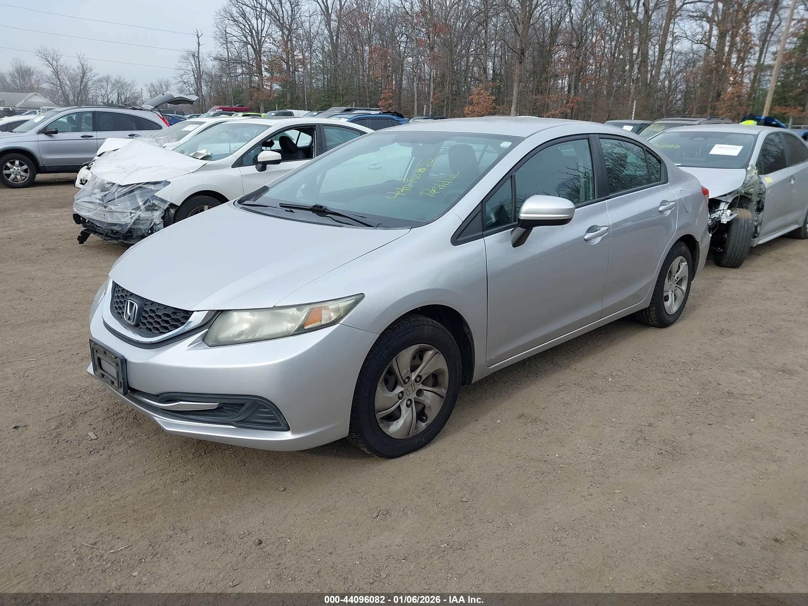 HONDA CIVIC image 2