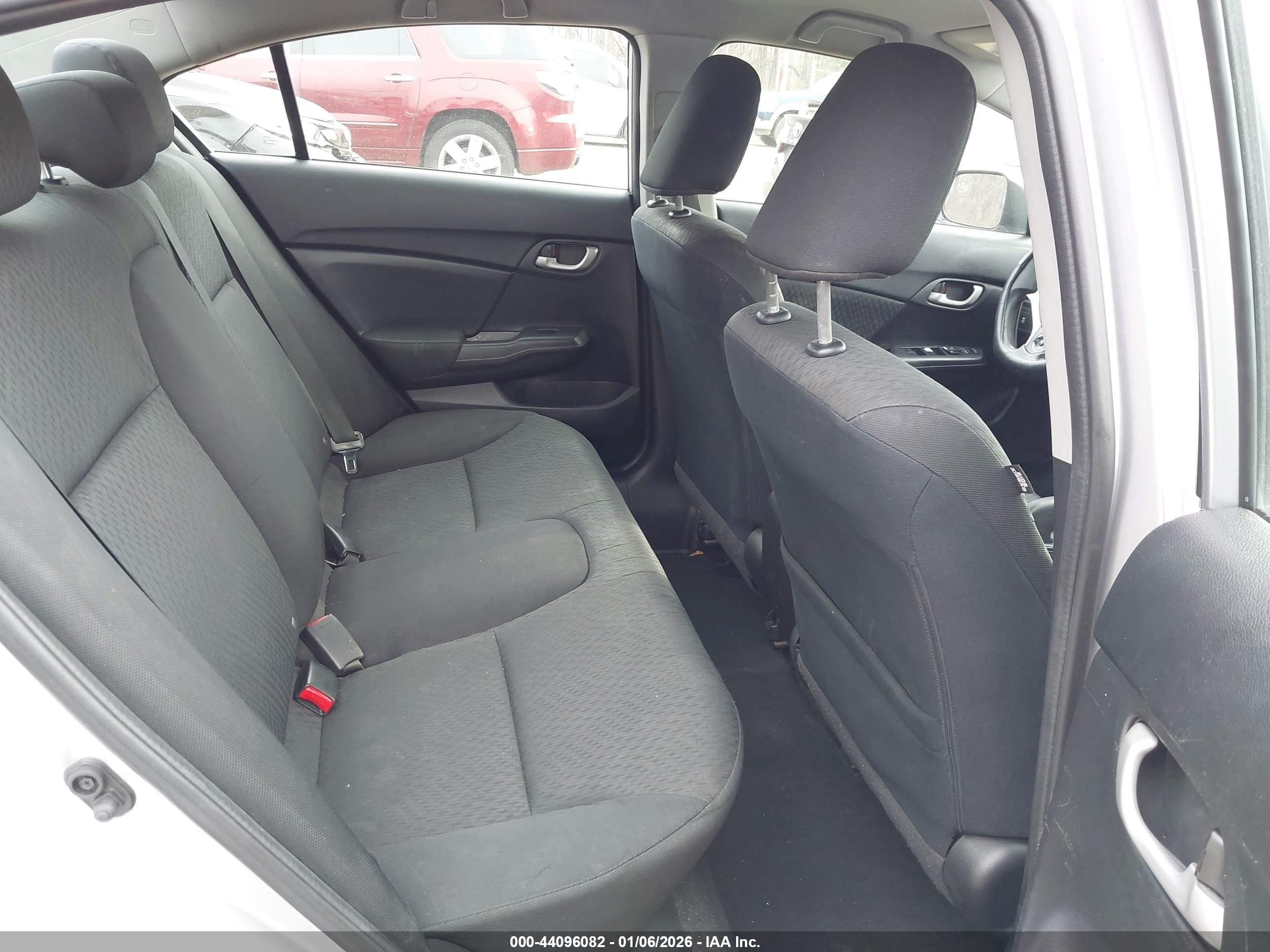 HONDA CIVIC image 8