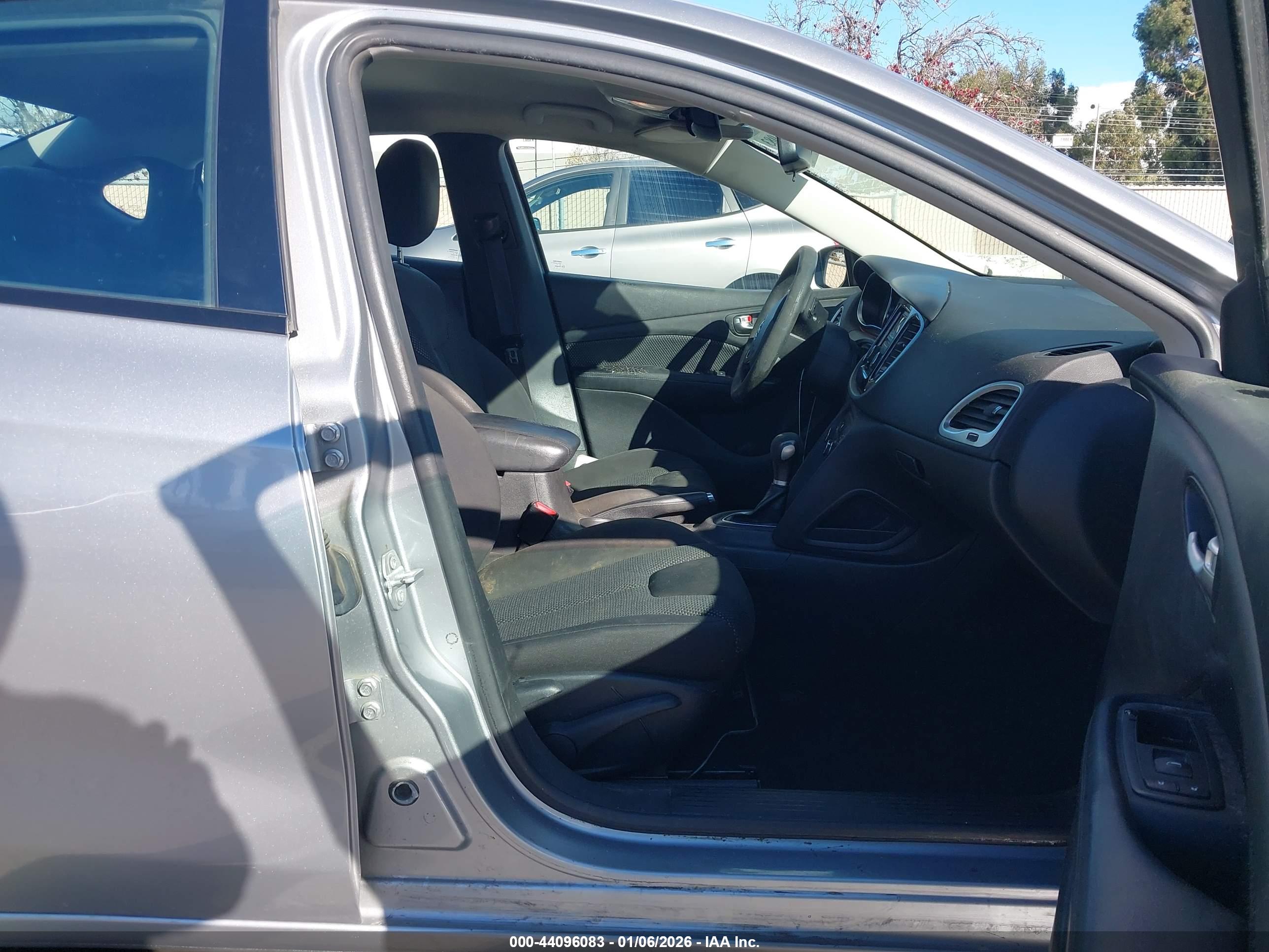 DODGE DART image 5
