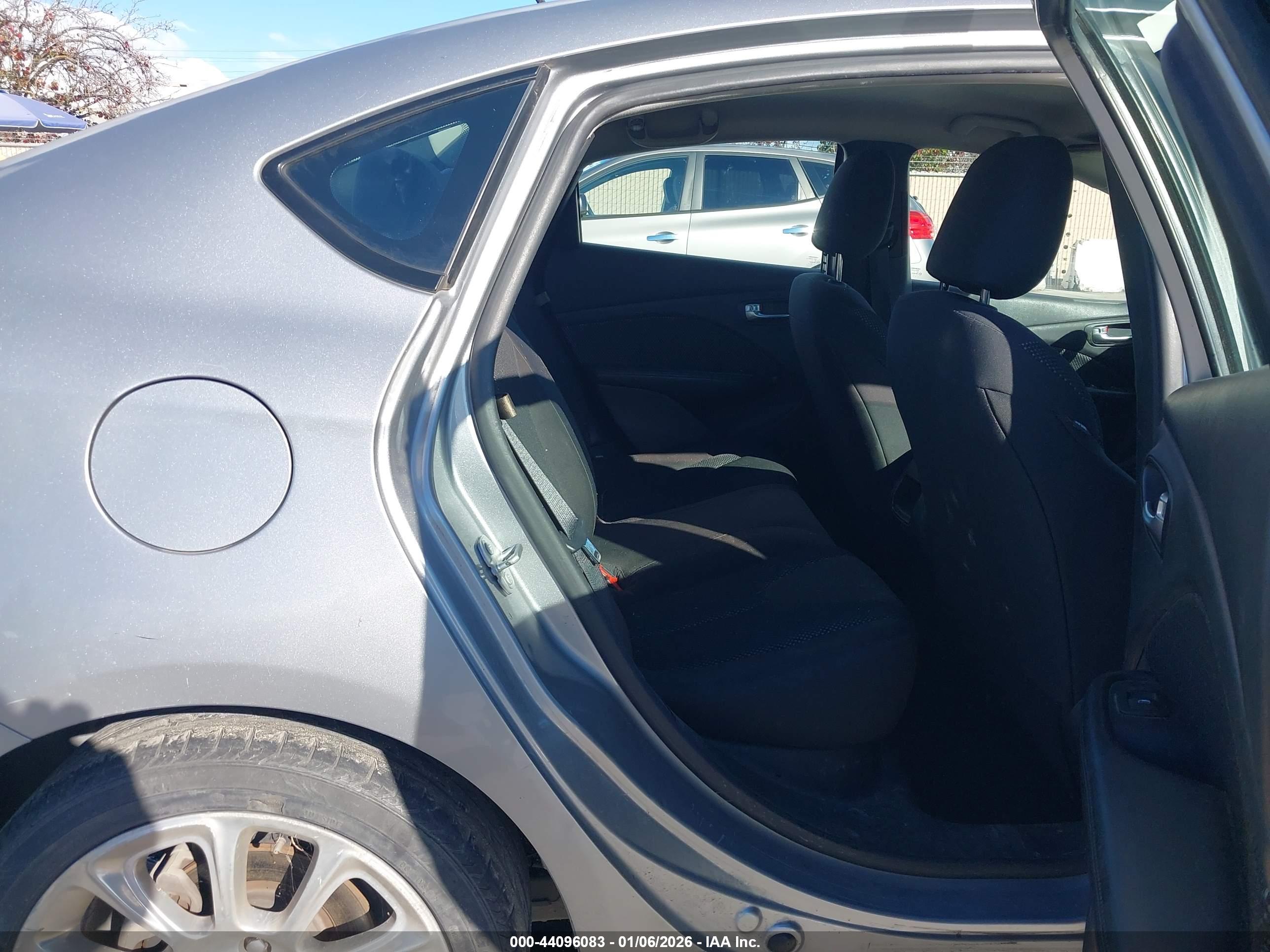 DODGE DART image 8