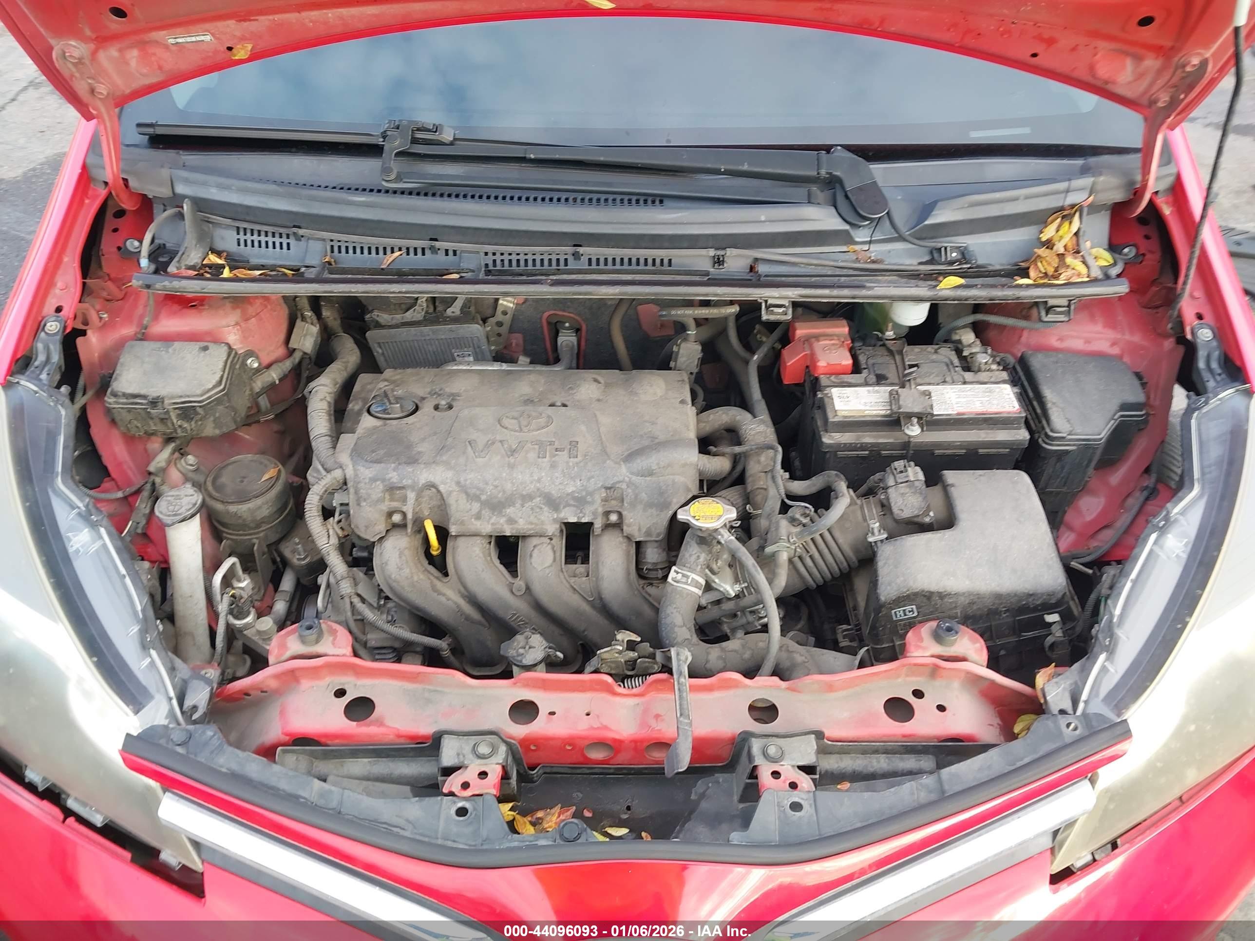 TOYOTA YARIS image 10
