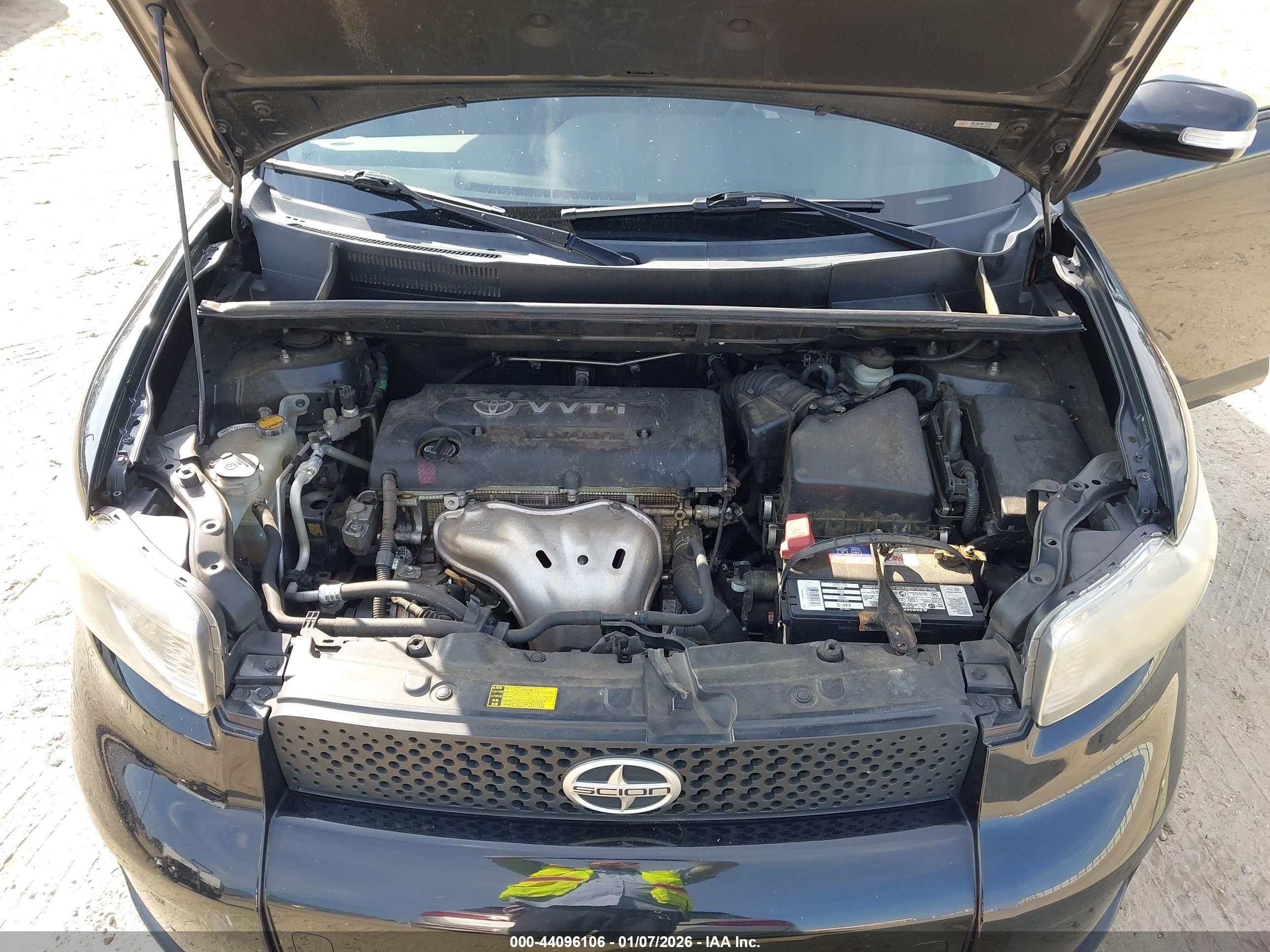 SCION XB image 10