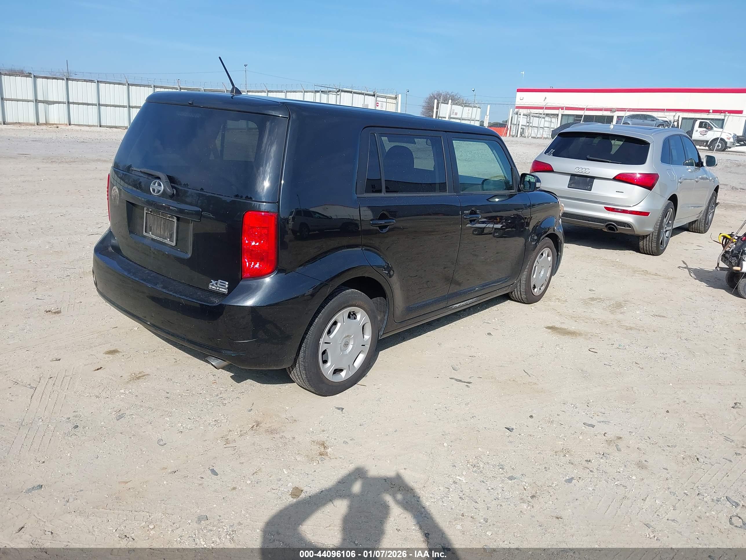 SCION XB image 4