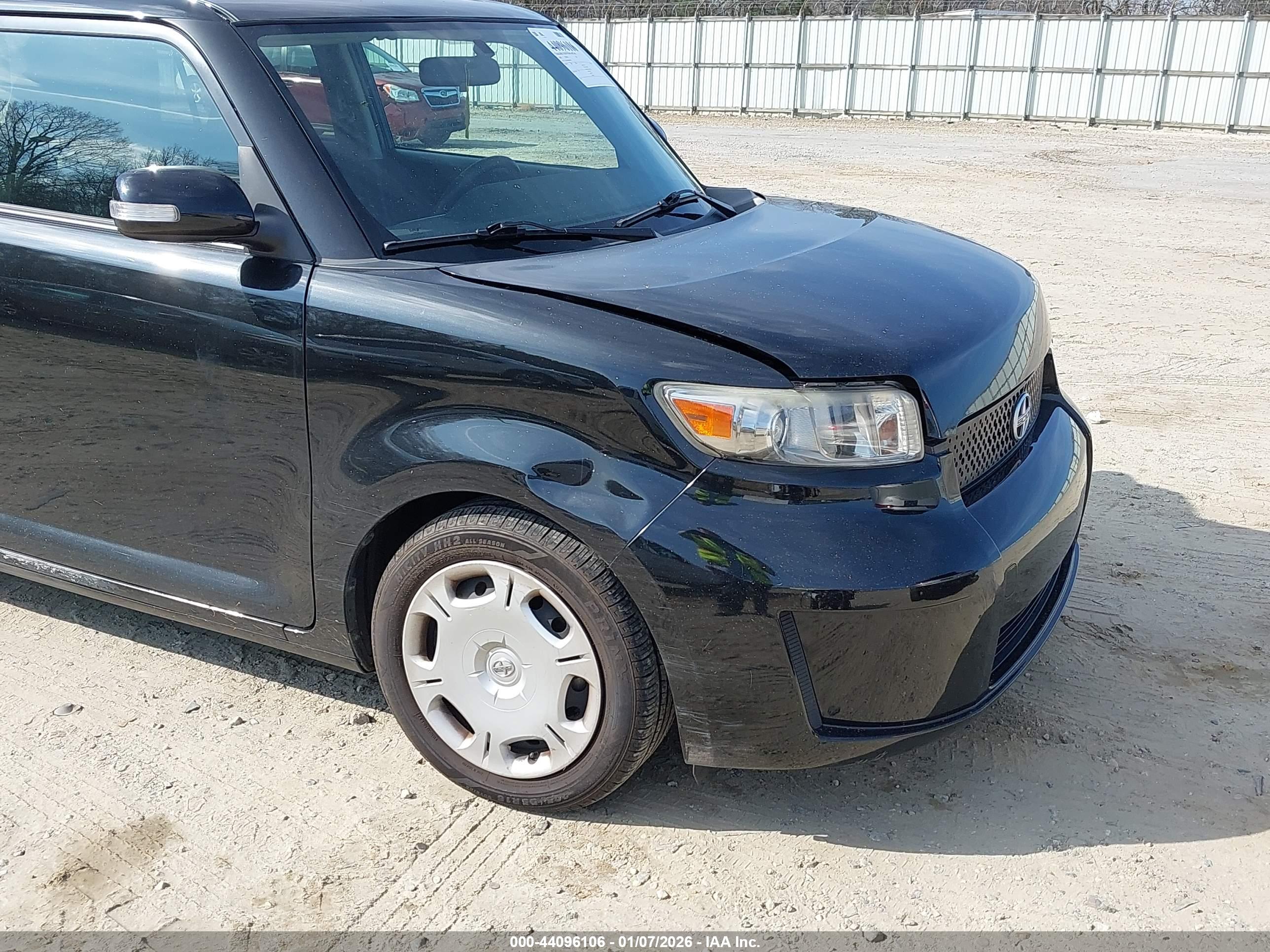SCION XB image 6