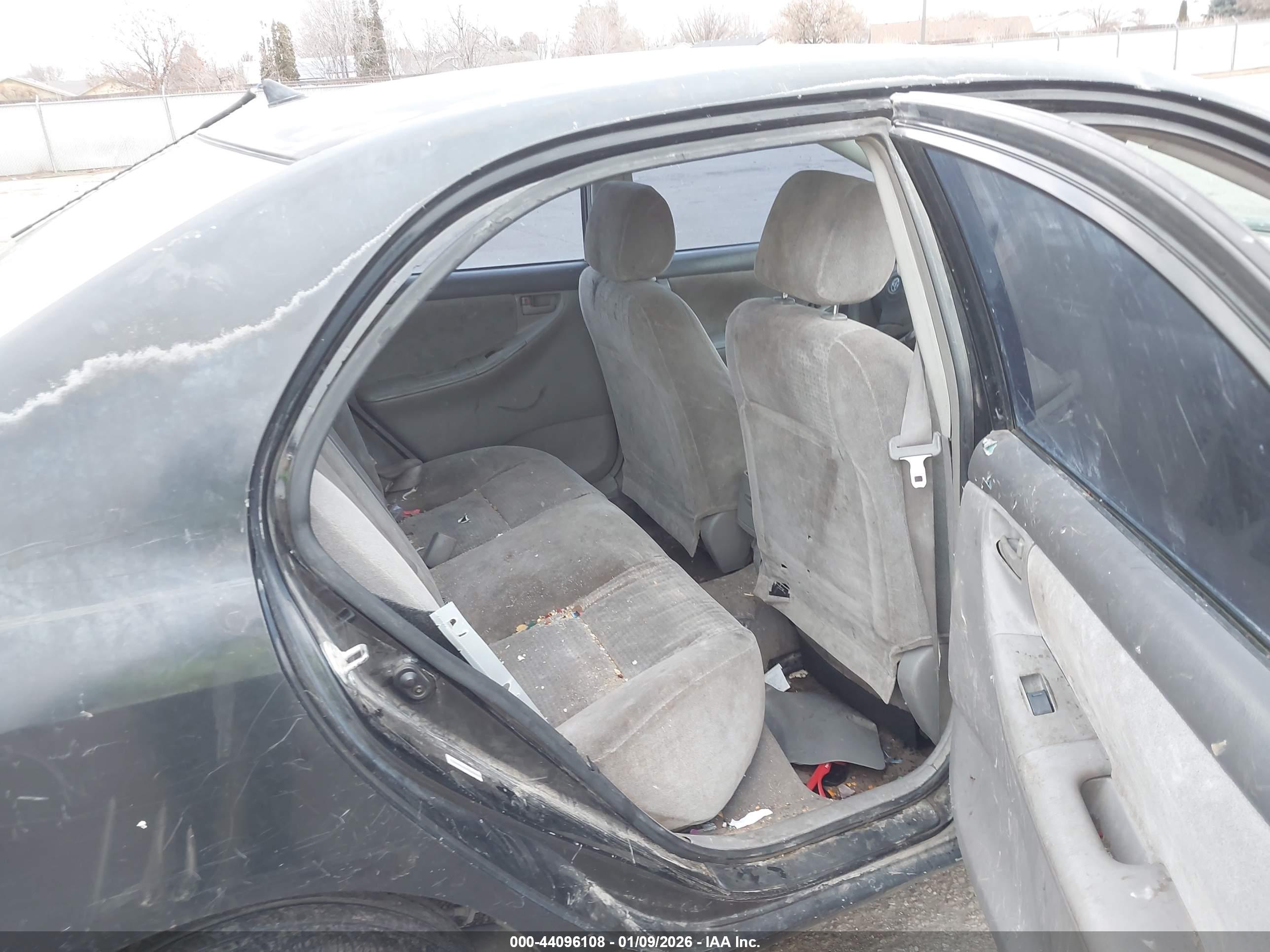 TOYOTA COROLLA image 8