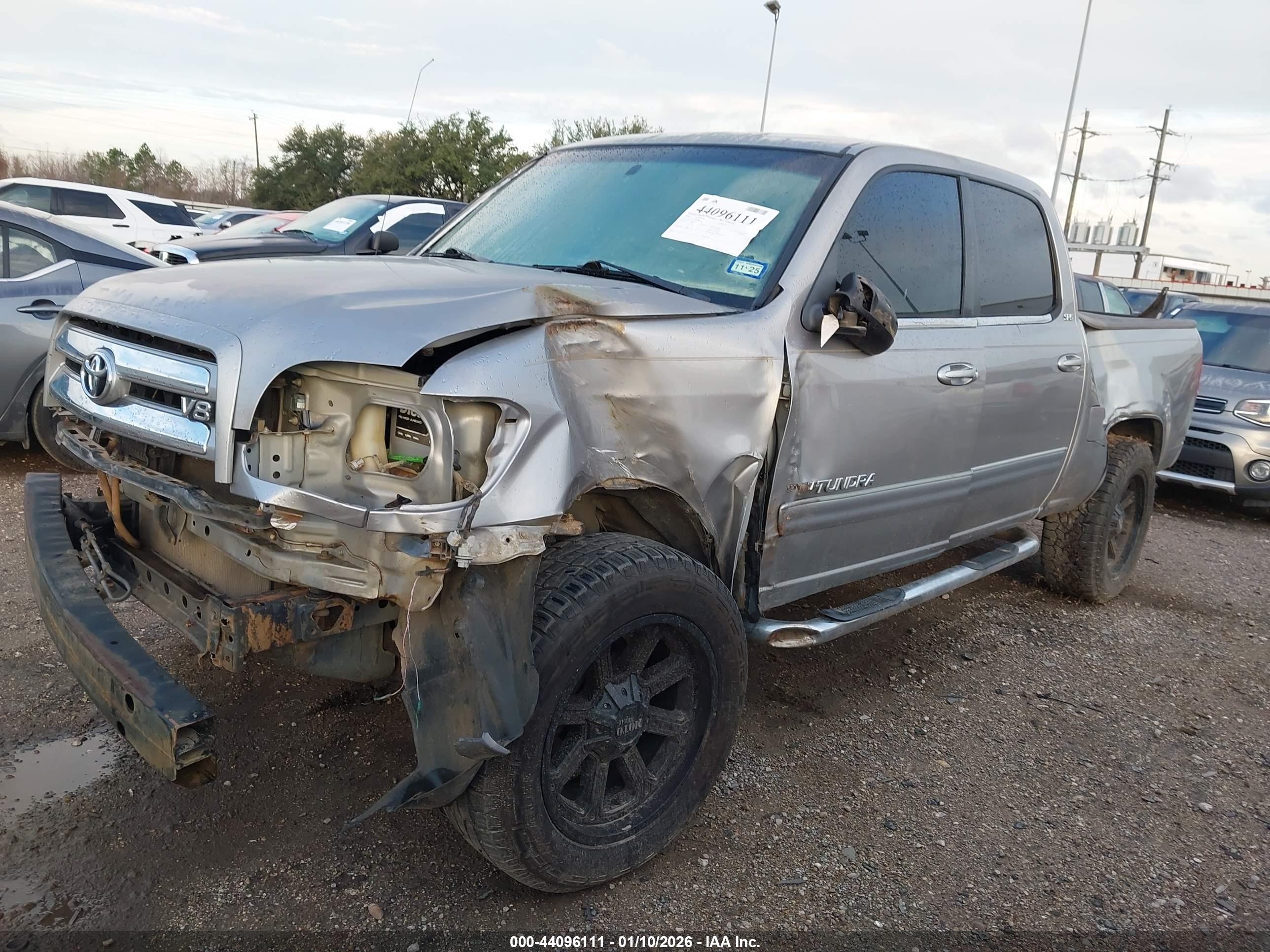TOYOTA TUNDRA image 2
