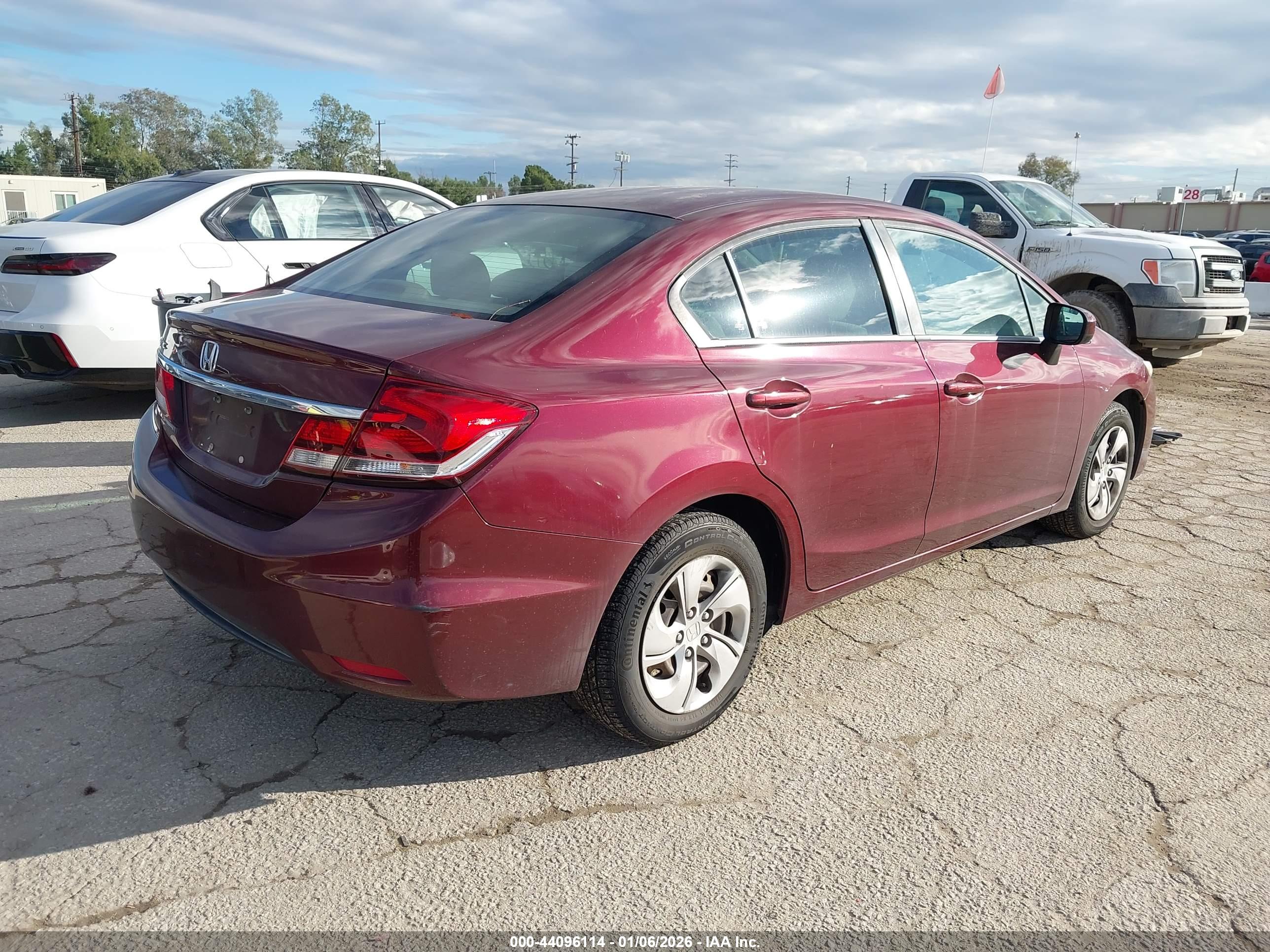 HONDA CIVIC image 4