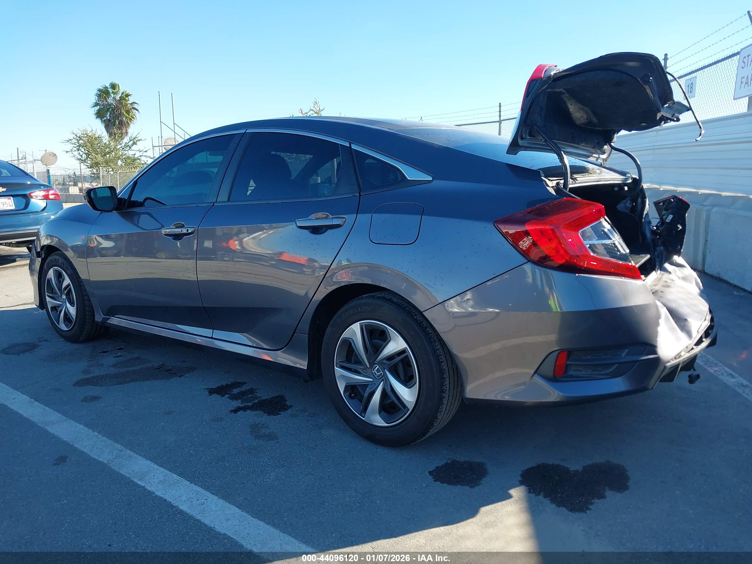 HONDA CIVIC image 3
