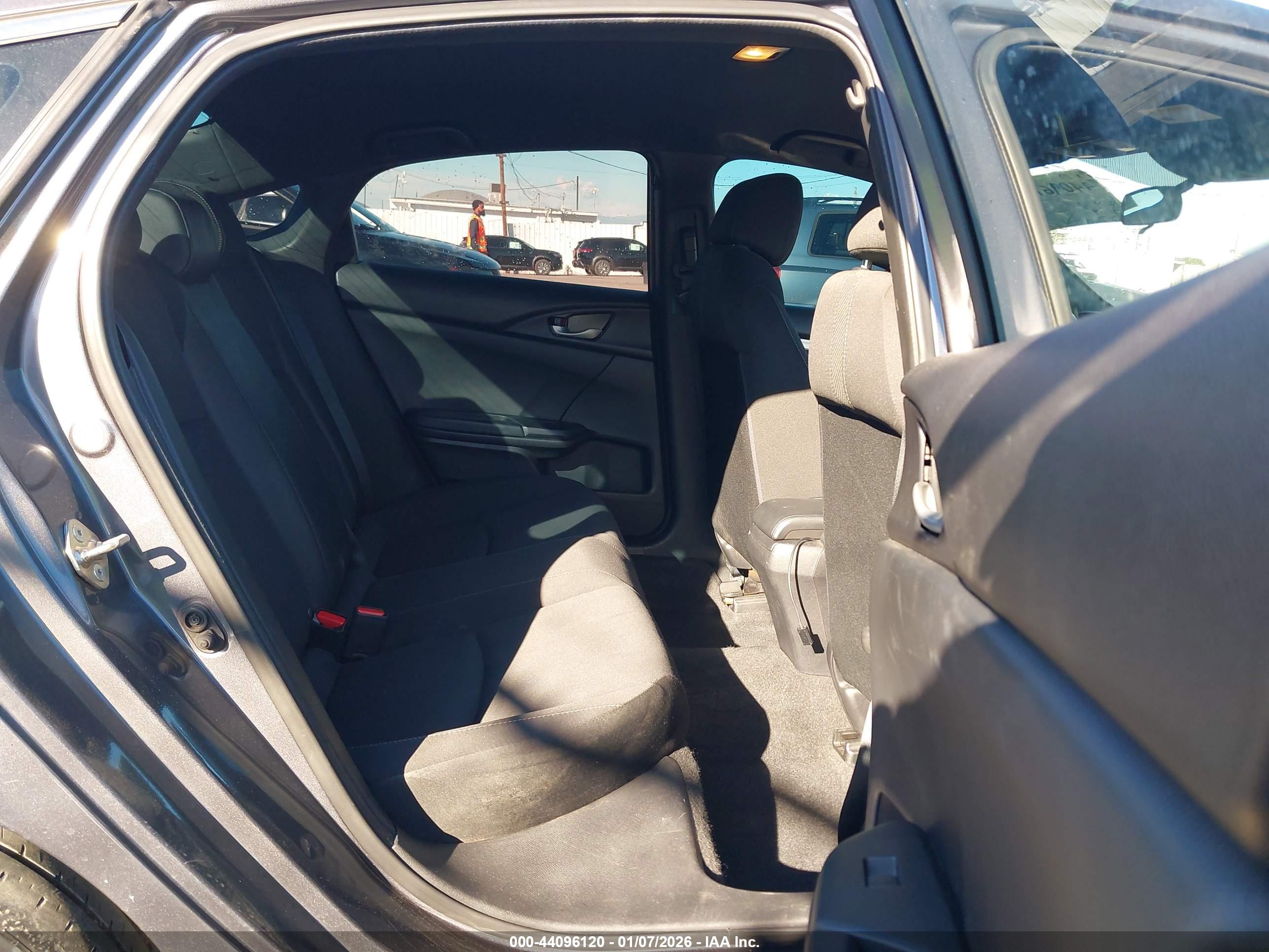 HONDA CIVIC image 8