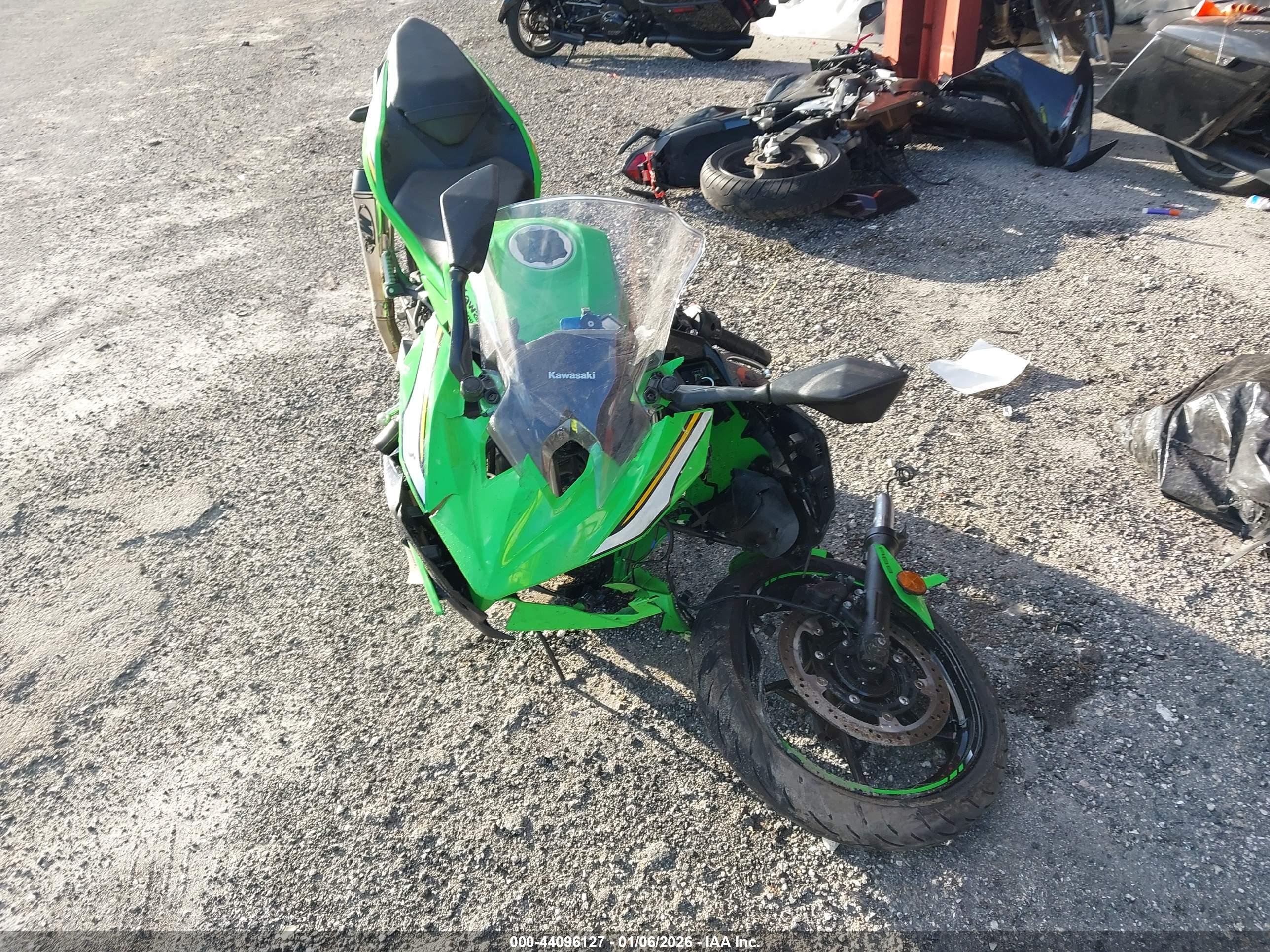 KAWASAKI EX500 image 5