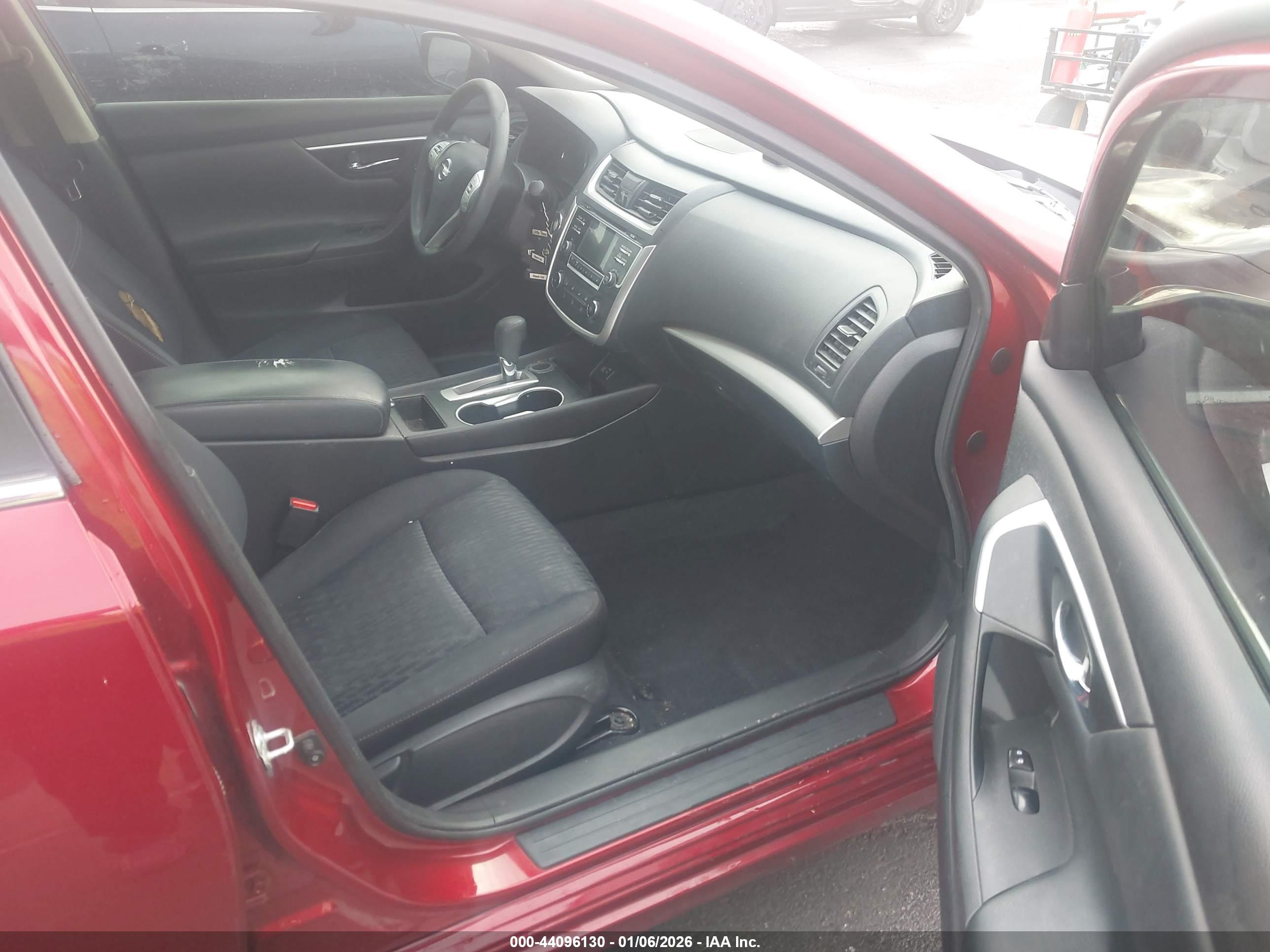 NISSAN ALTIMA image 5