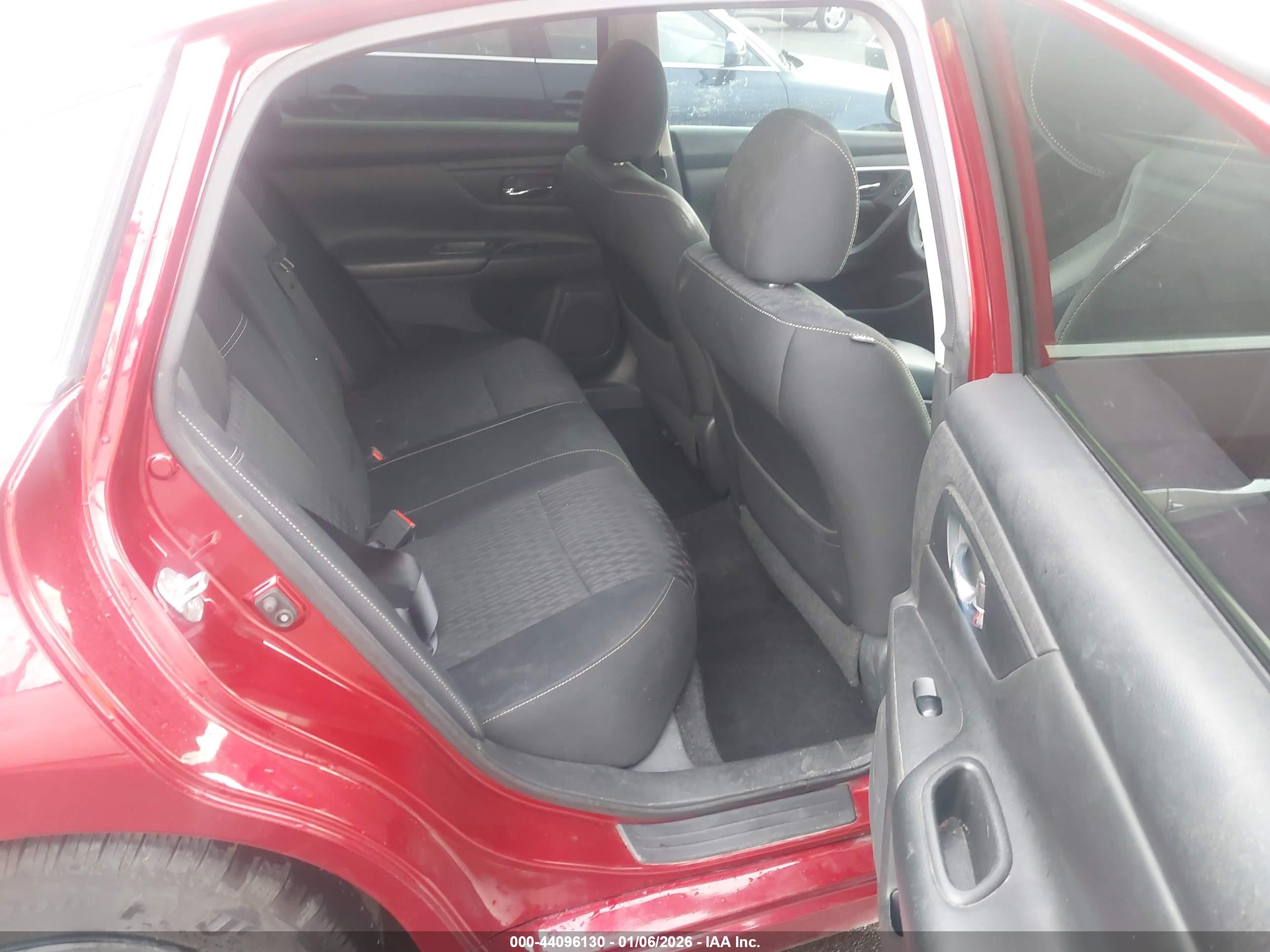 NISSAN ALTIMA image 8