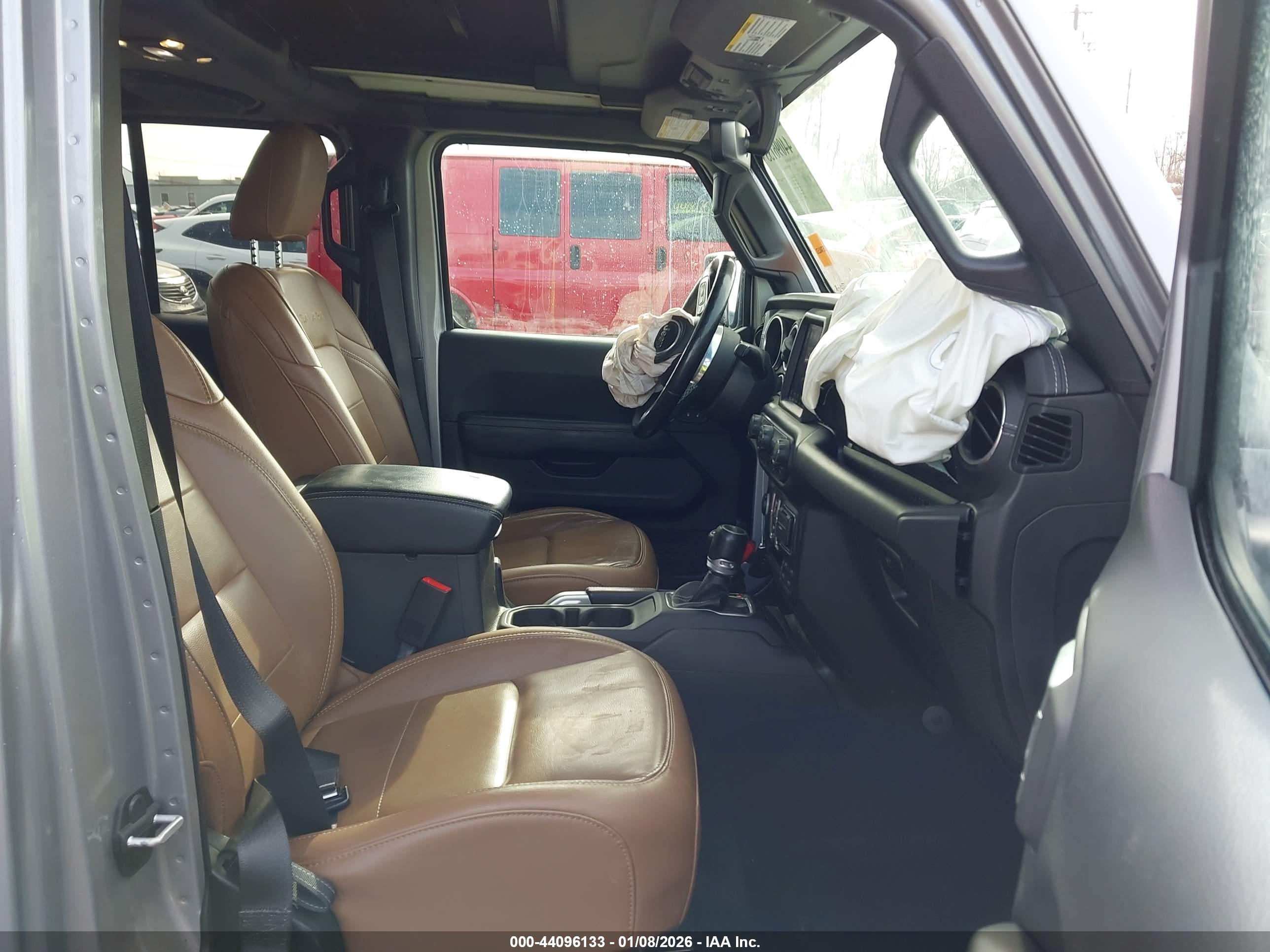 JEEP WRANGLER image 5