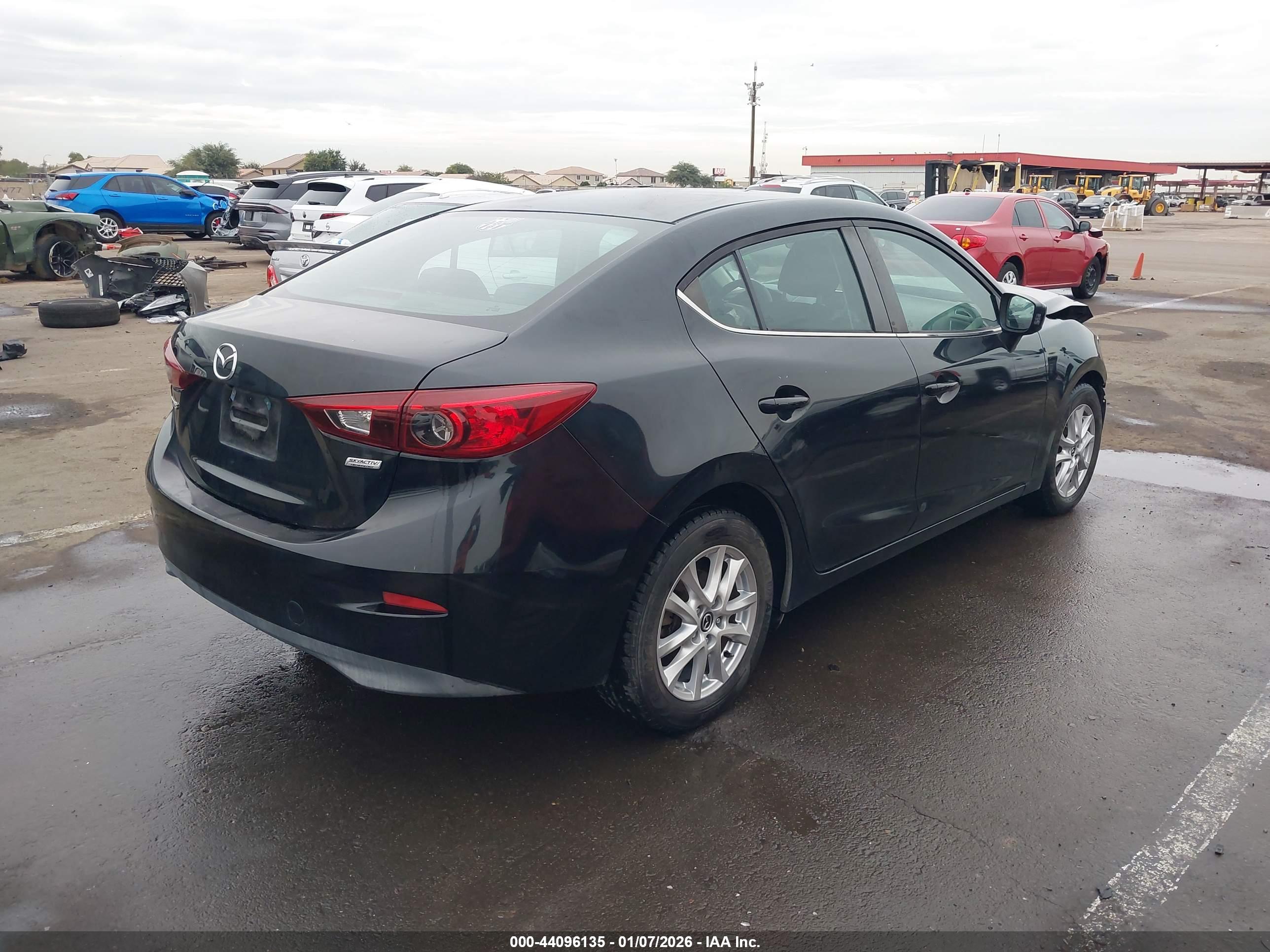 MAZDA MAZDA3 image 4