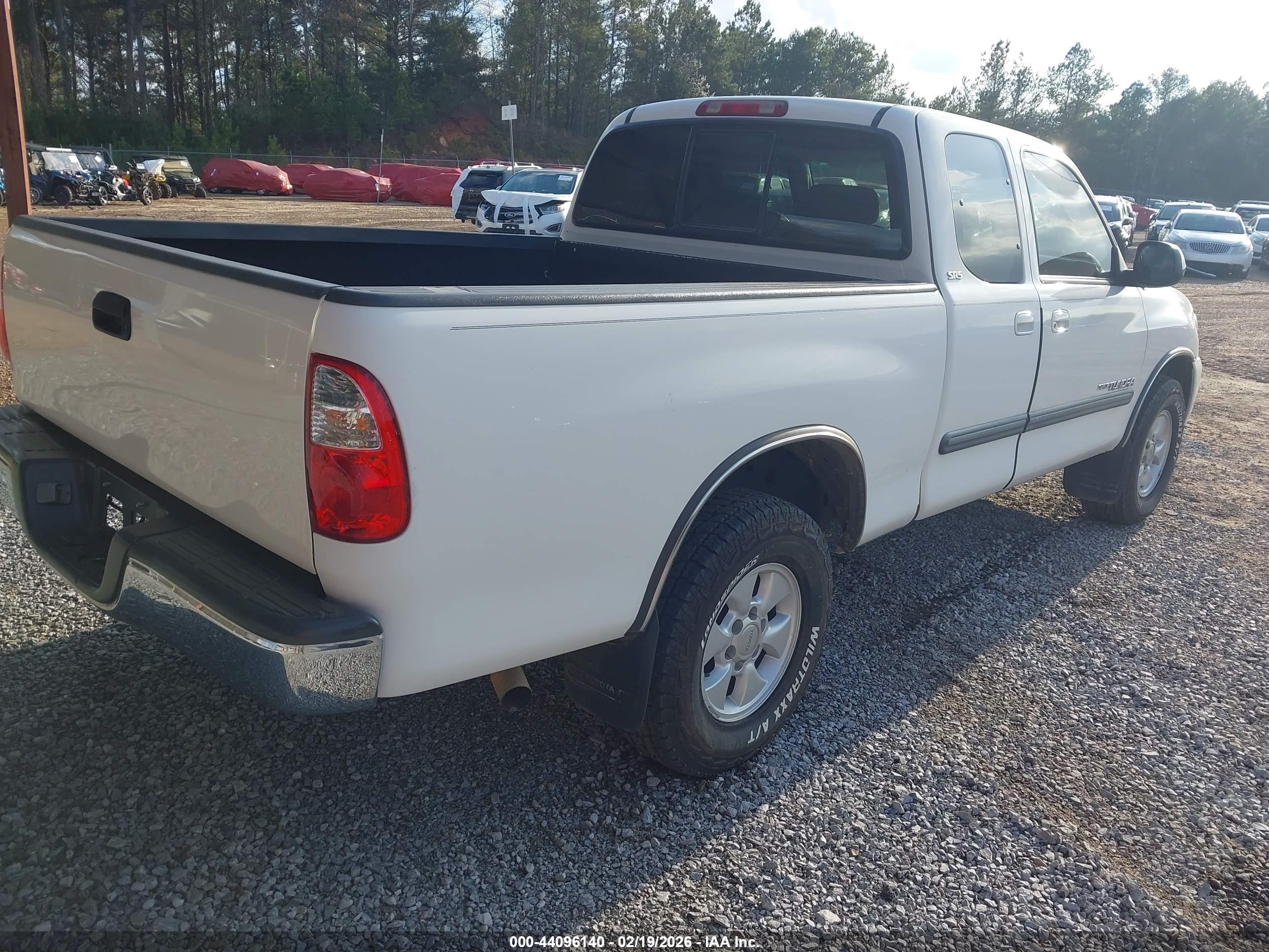 TOYOTA TUNDRA image 4