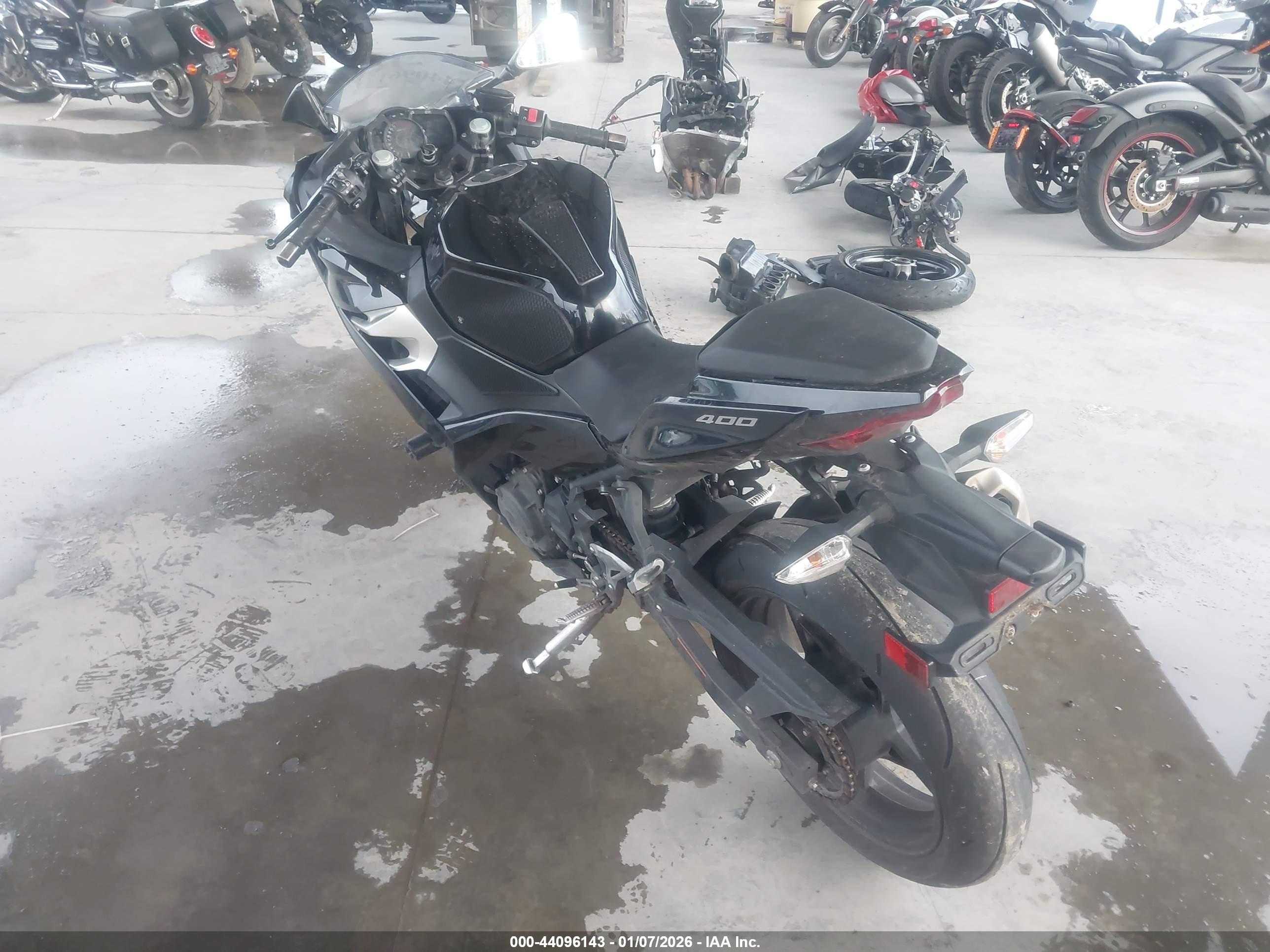 KAWASAKI EX400 image 3
