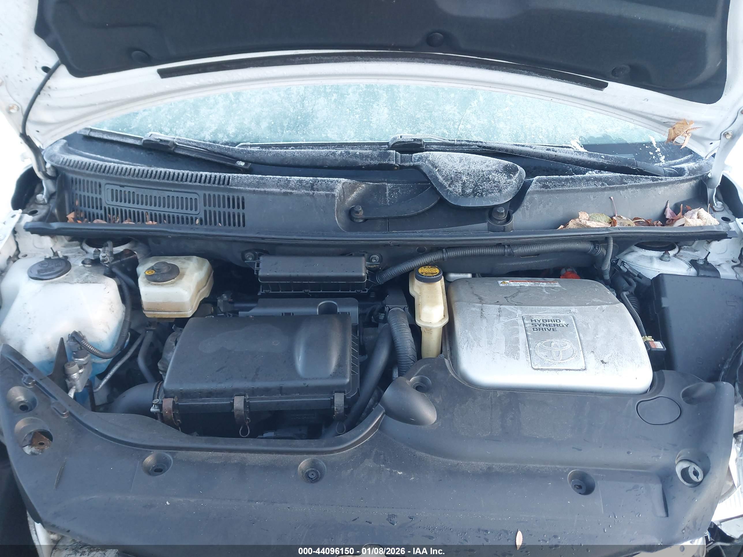 TOYOTA PRIUS image 10