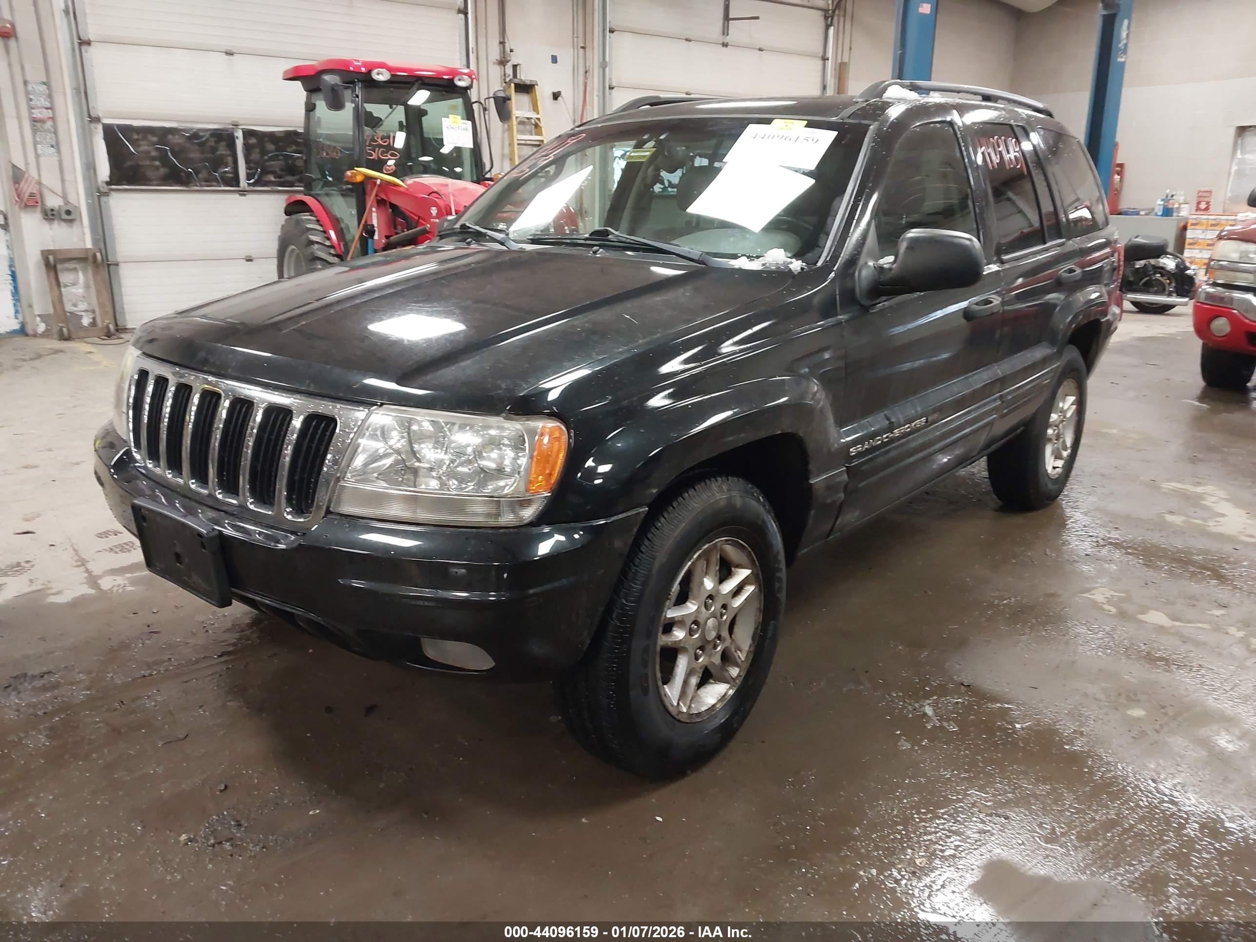 JEEP GRAND image 2