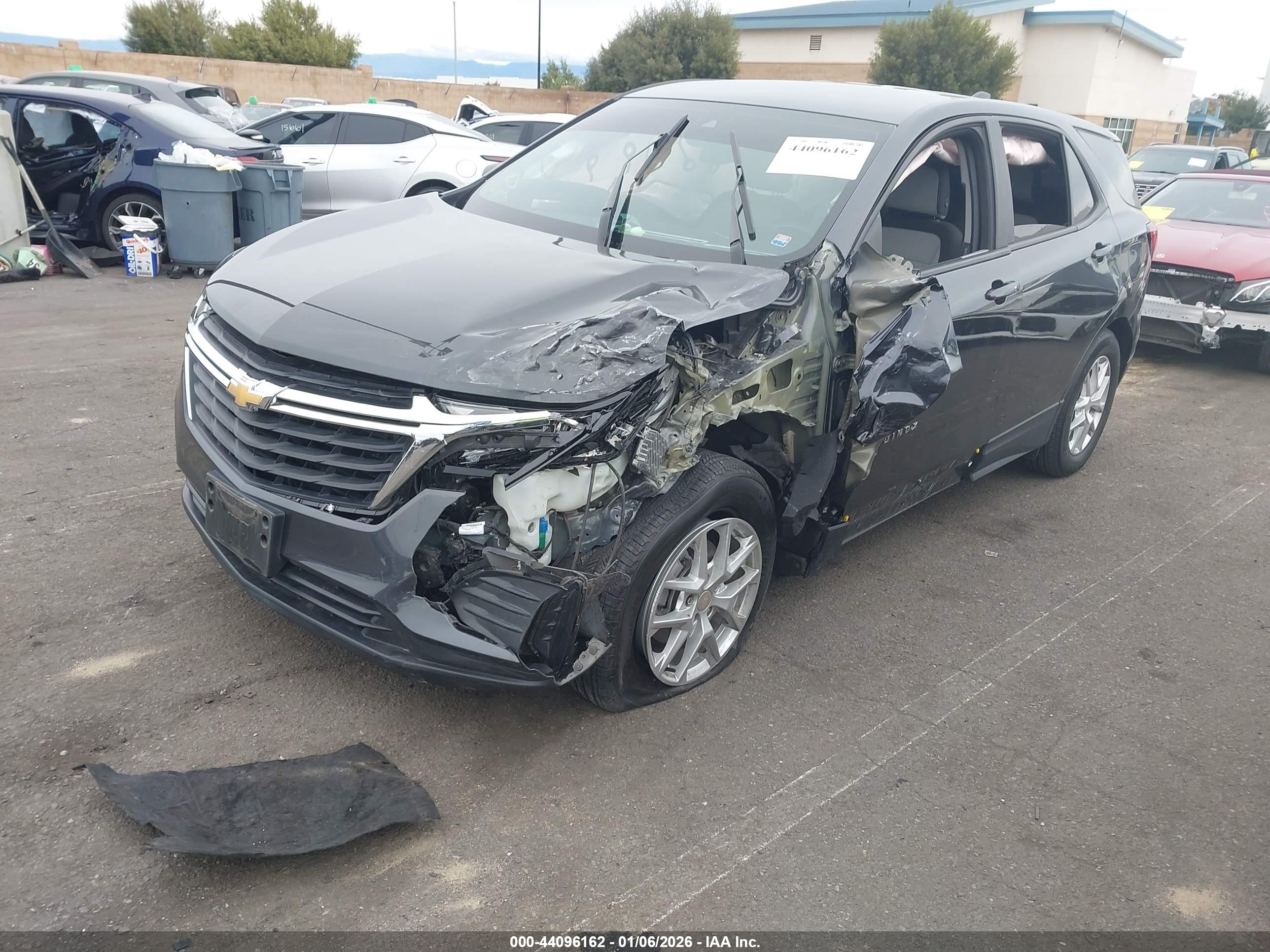 CHEVROLET EQUINOX image 6