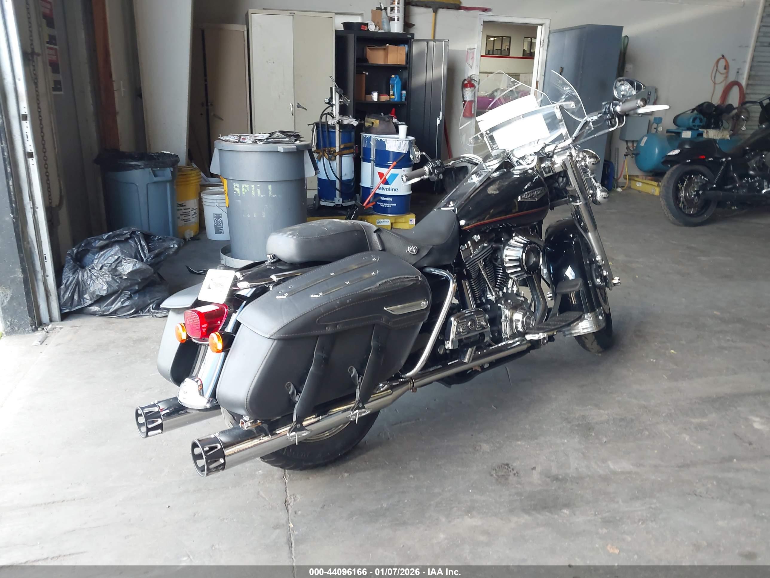 HARLEY-DAVIDSON FLHRCI image 4