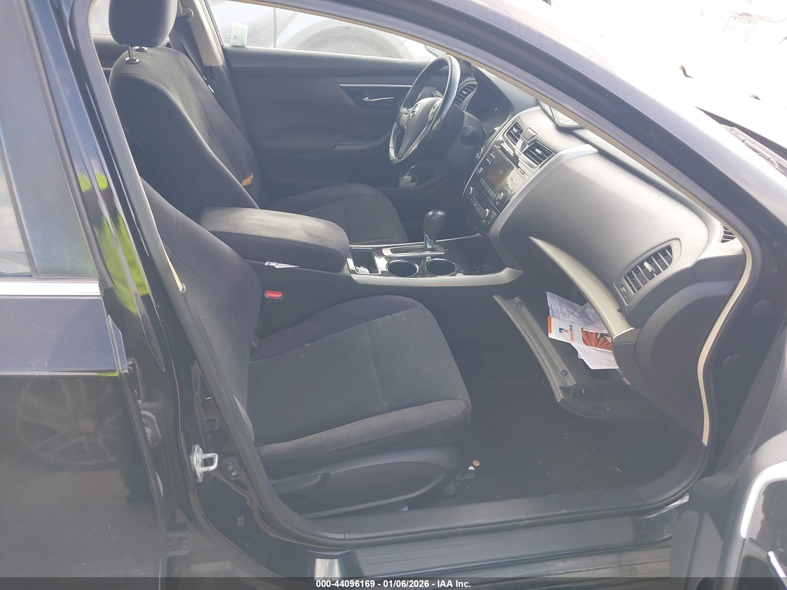 NISSAN ALTIMA image 5