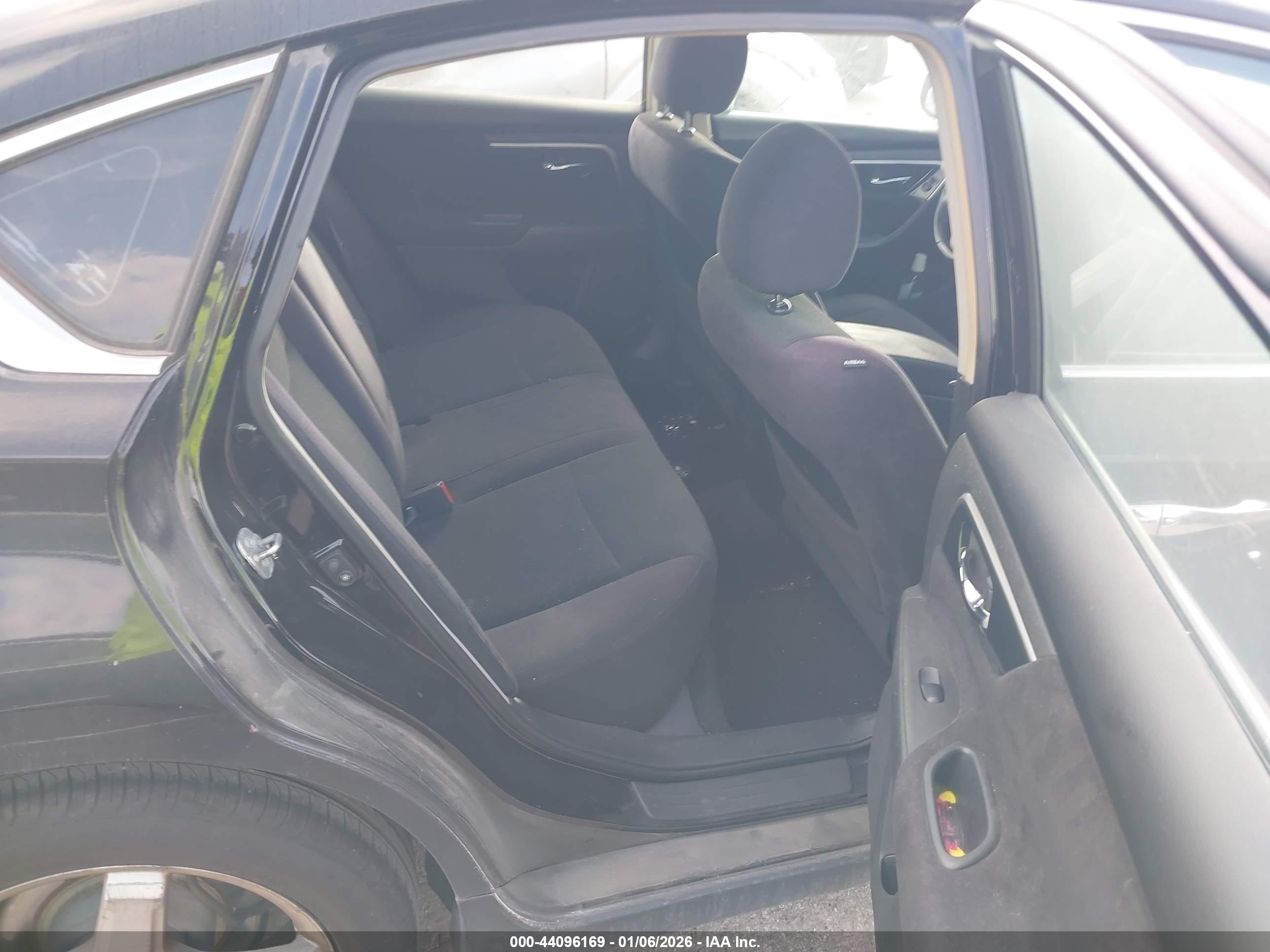 NISSAN ALTIMA image 8