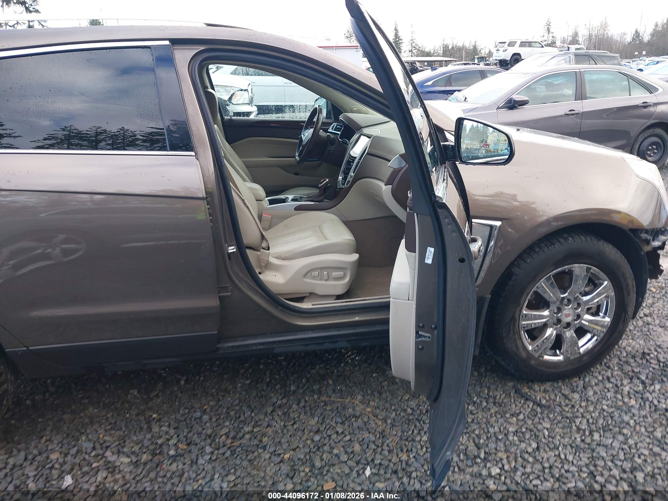 CADILLAC SRX image 5