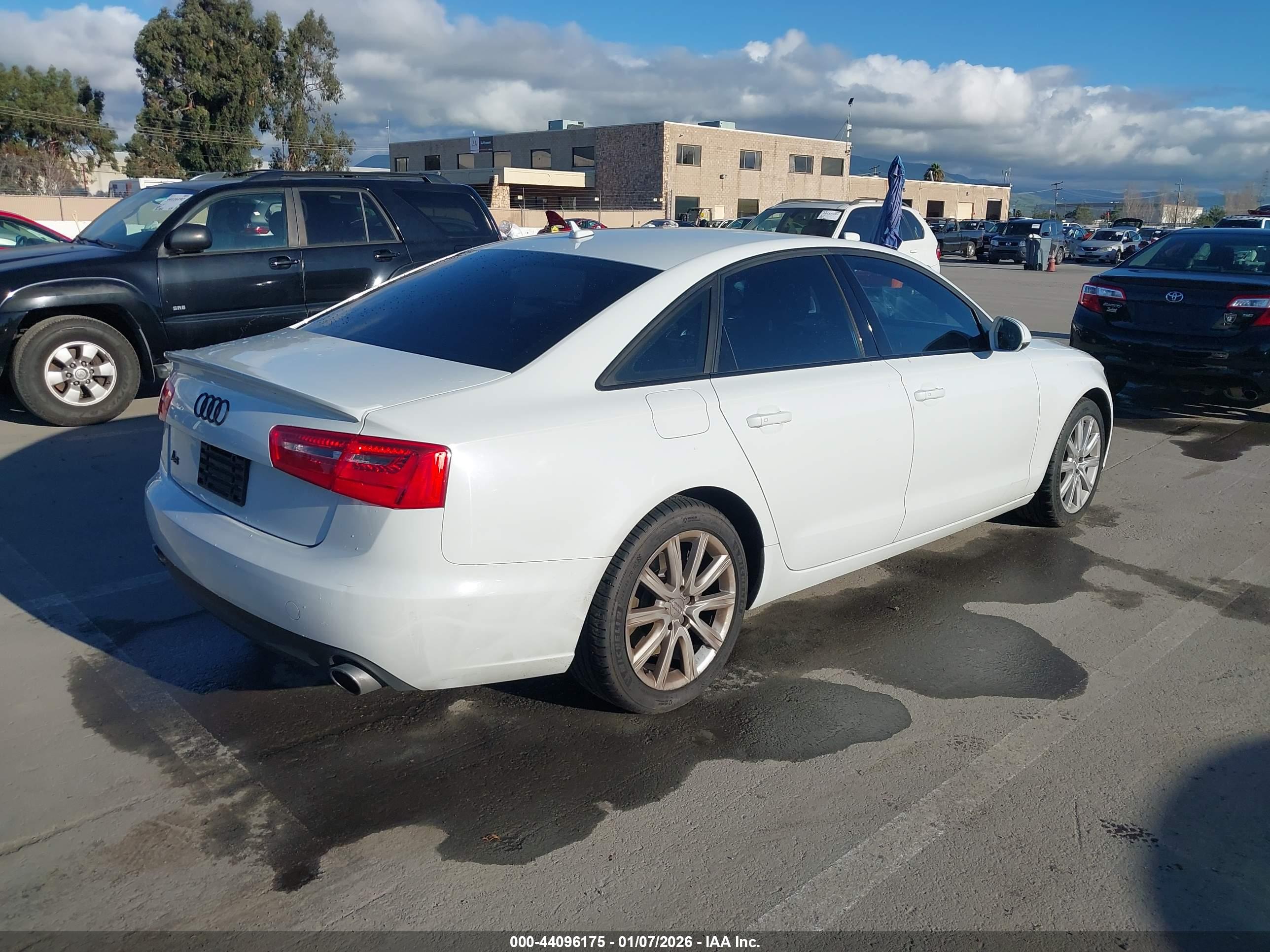 AUDI A6 image 4