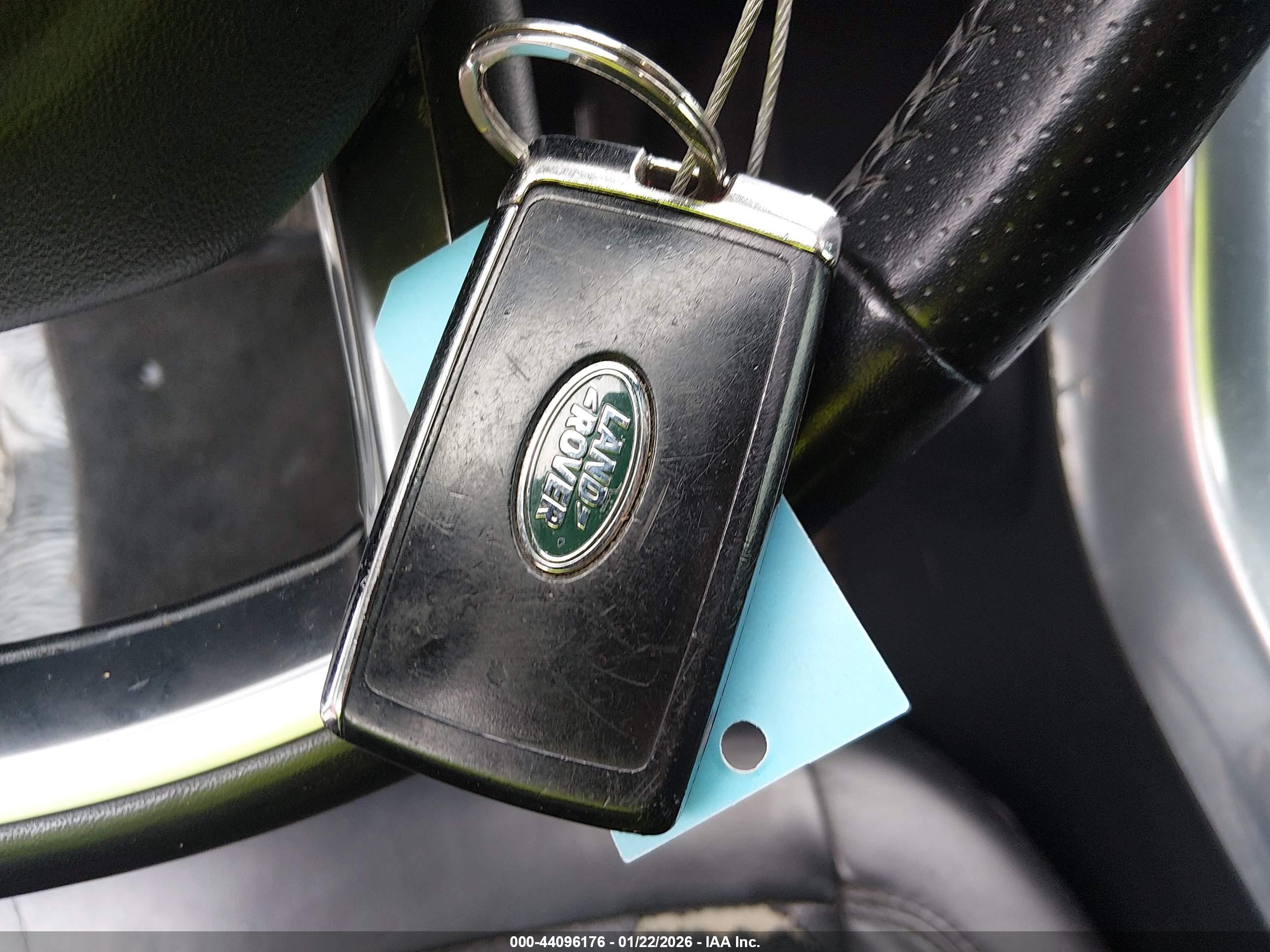 LAND ROVER image 11