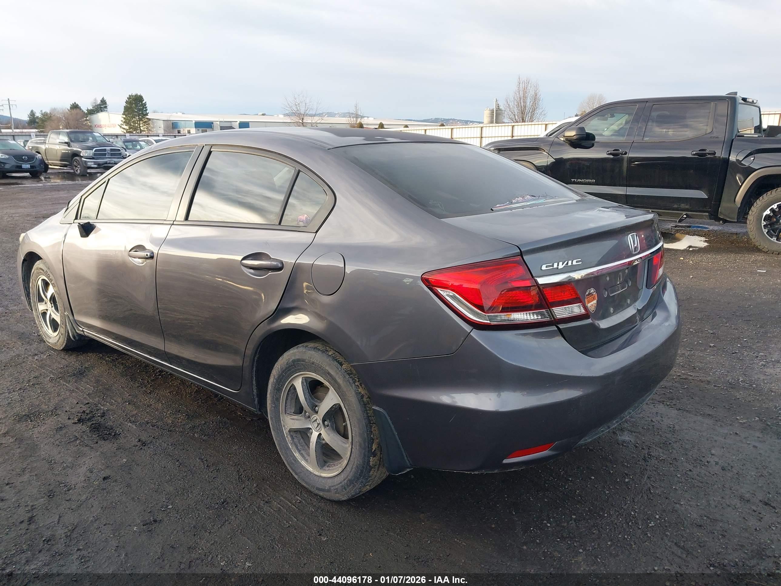 HONDA CIVIC image 3