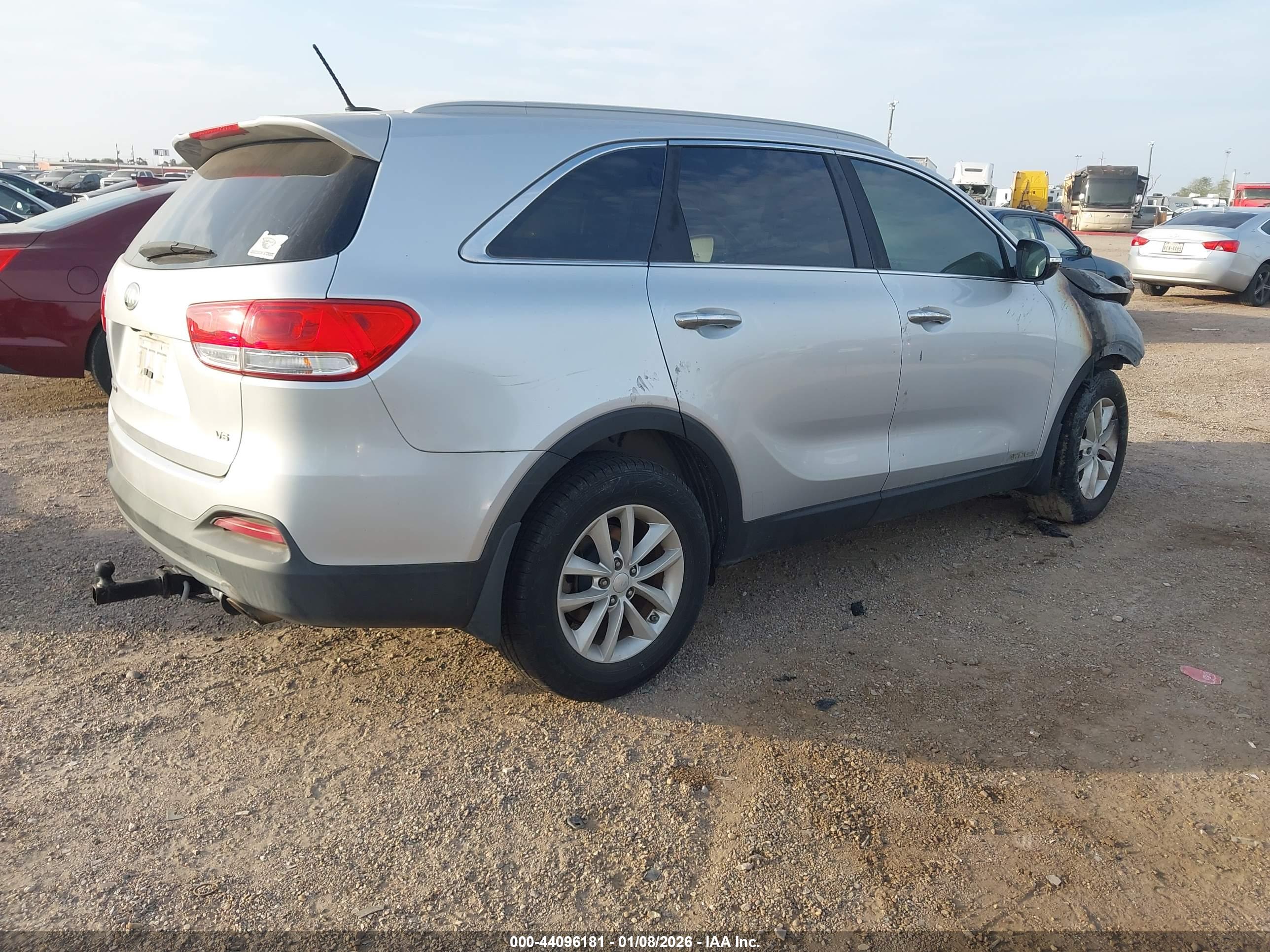 KIA SORENTO image 4