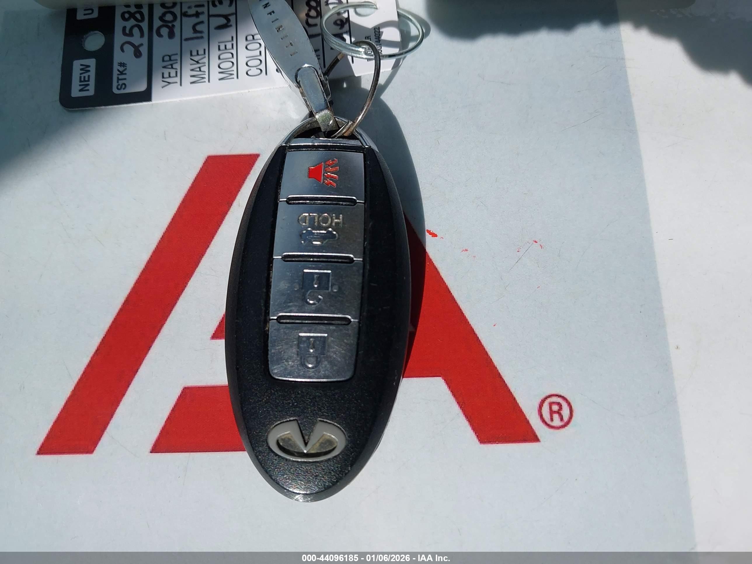 INFINITI M35 image 11