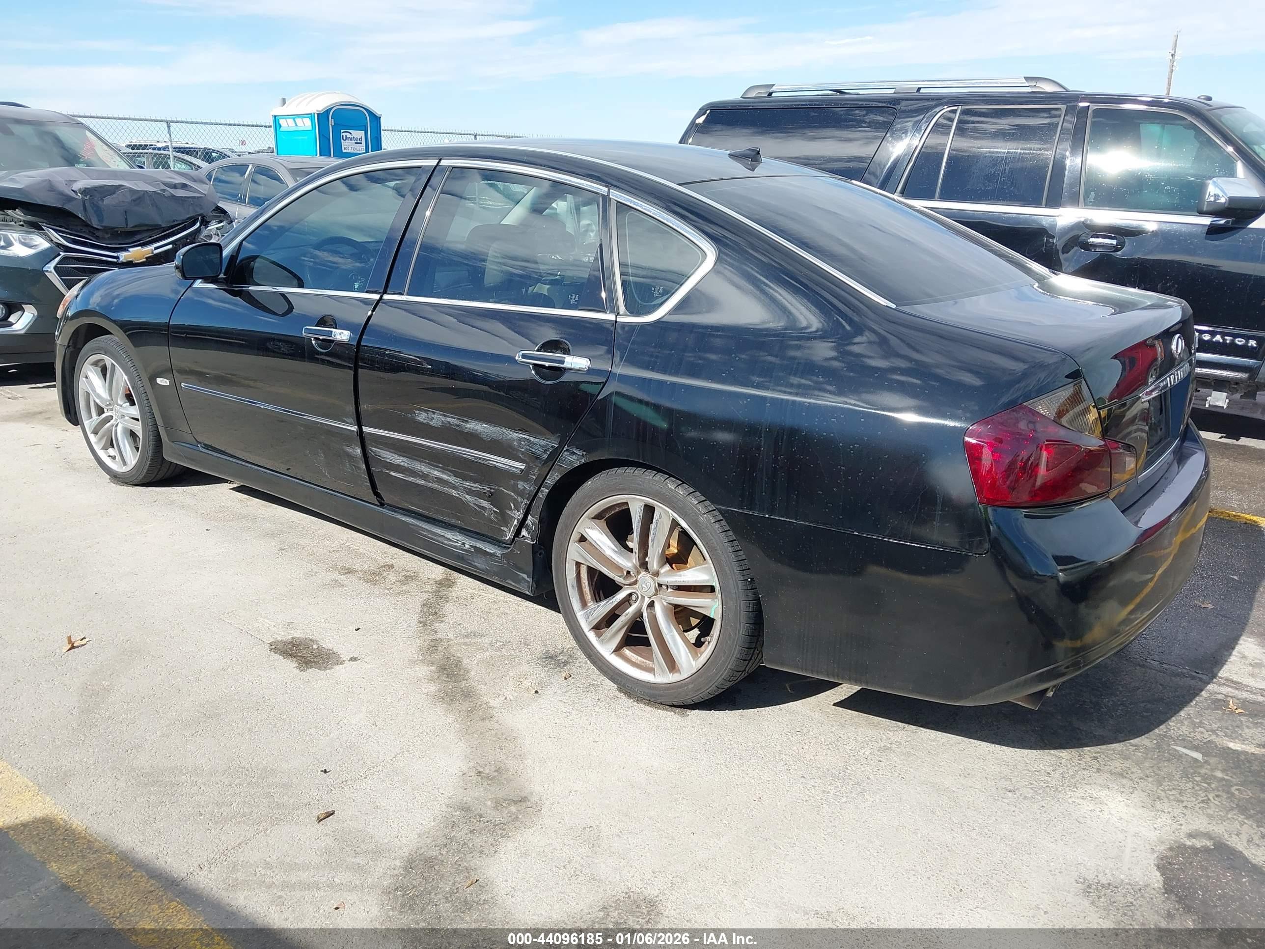 INFINITI M35 image 3