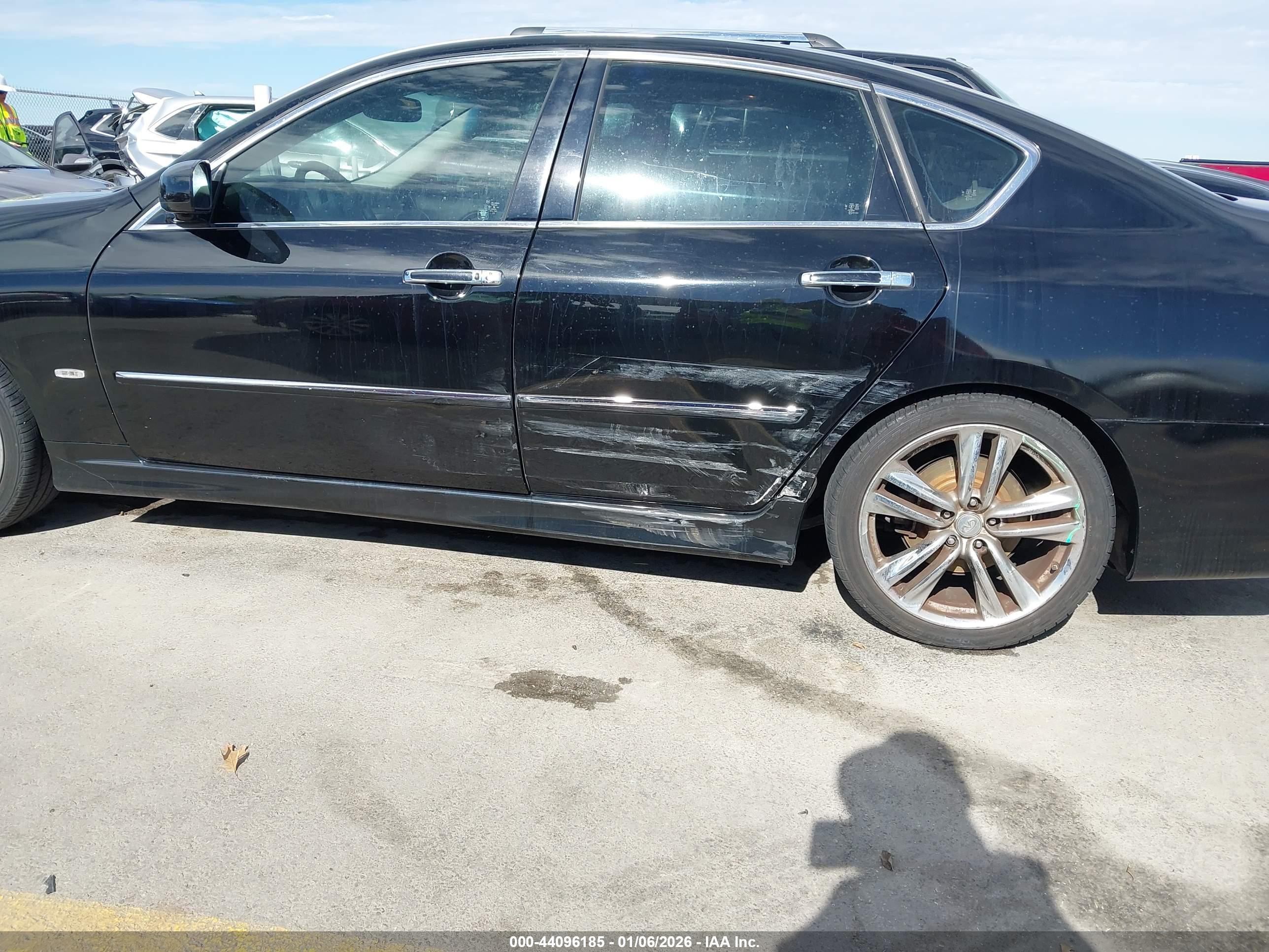 INFINITI M35 image 6