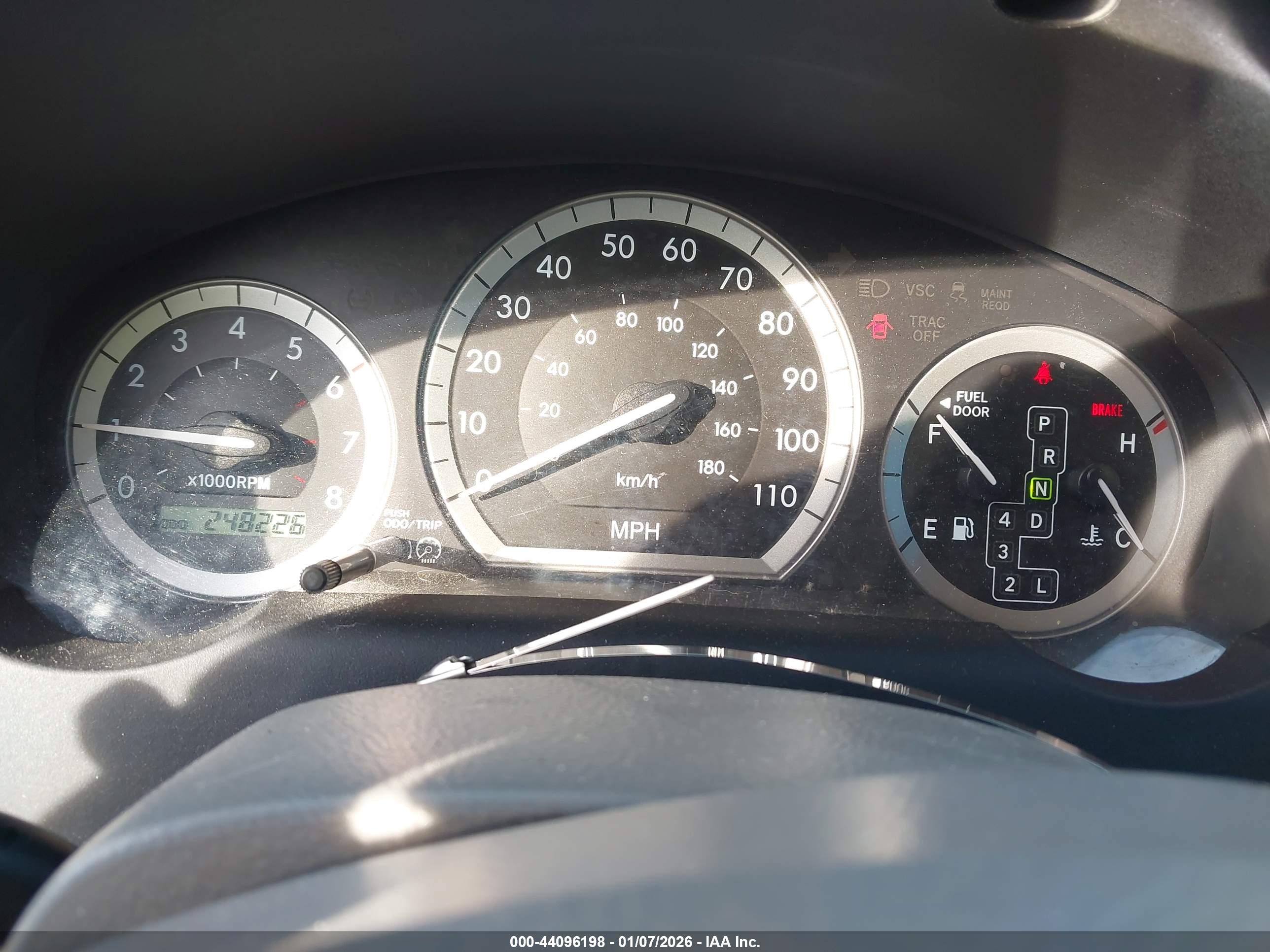 TOYOTA SIENNA image 7
