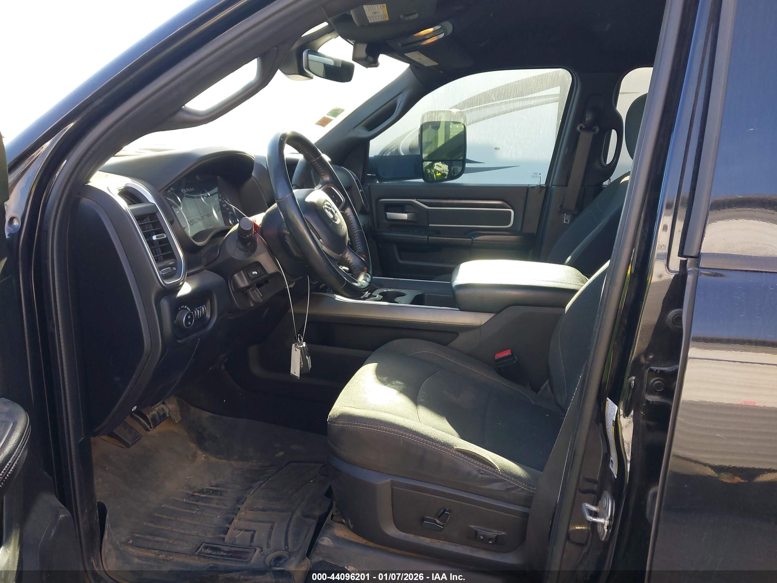 RAM 3500 image 7