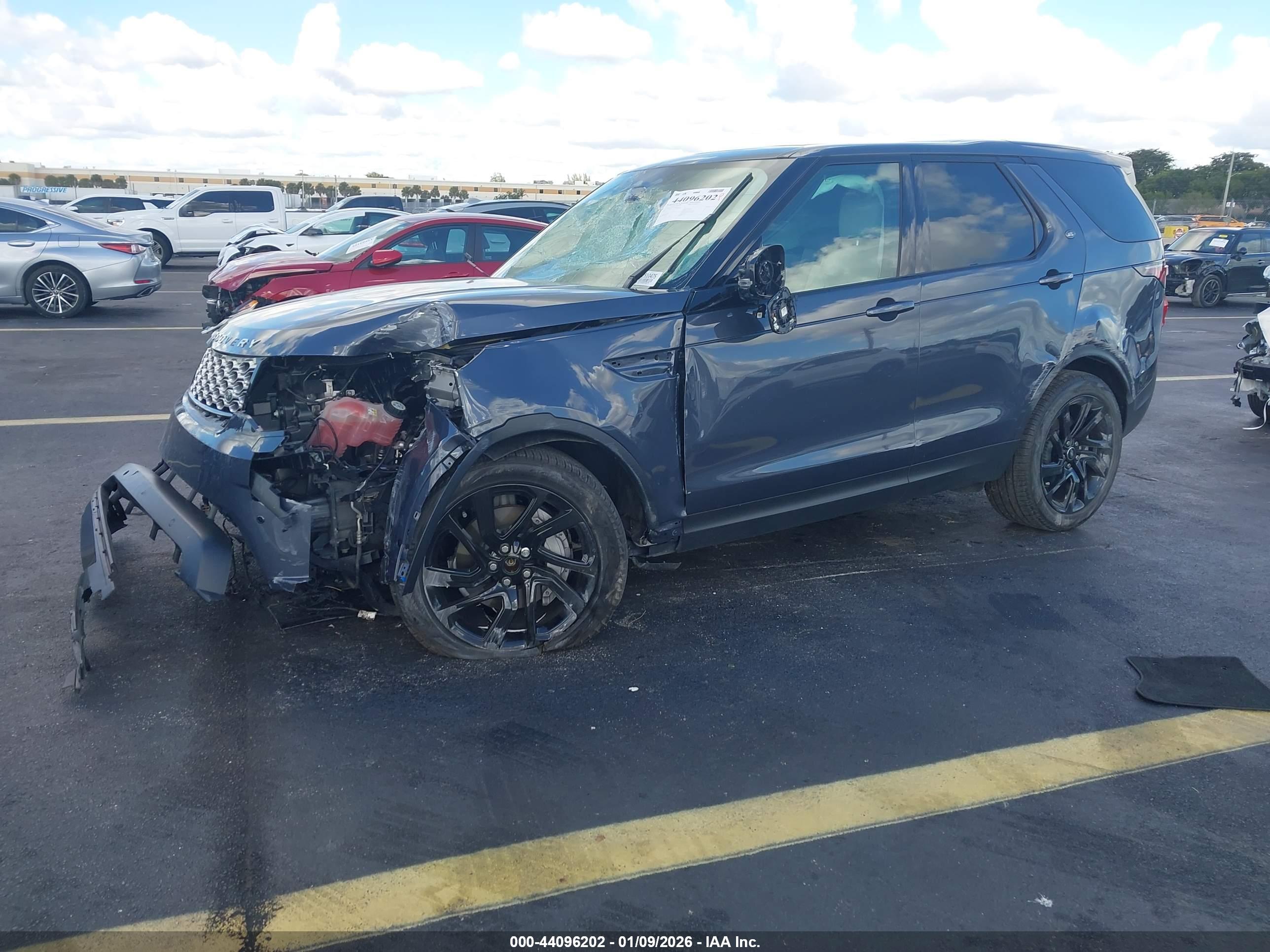 LAND ROVER image 2