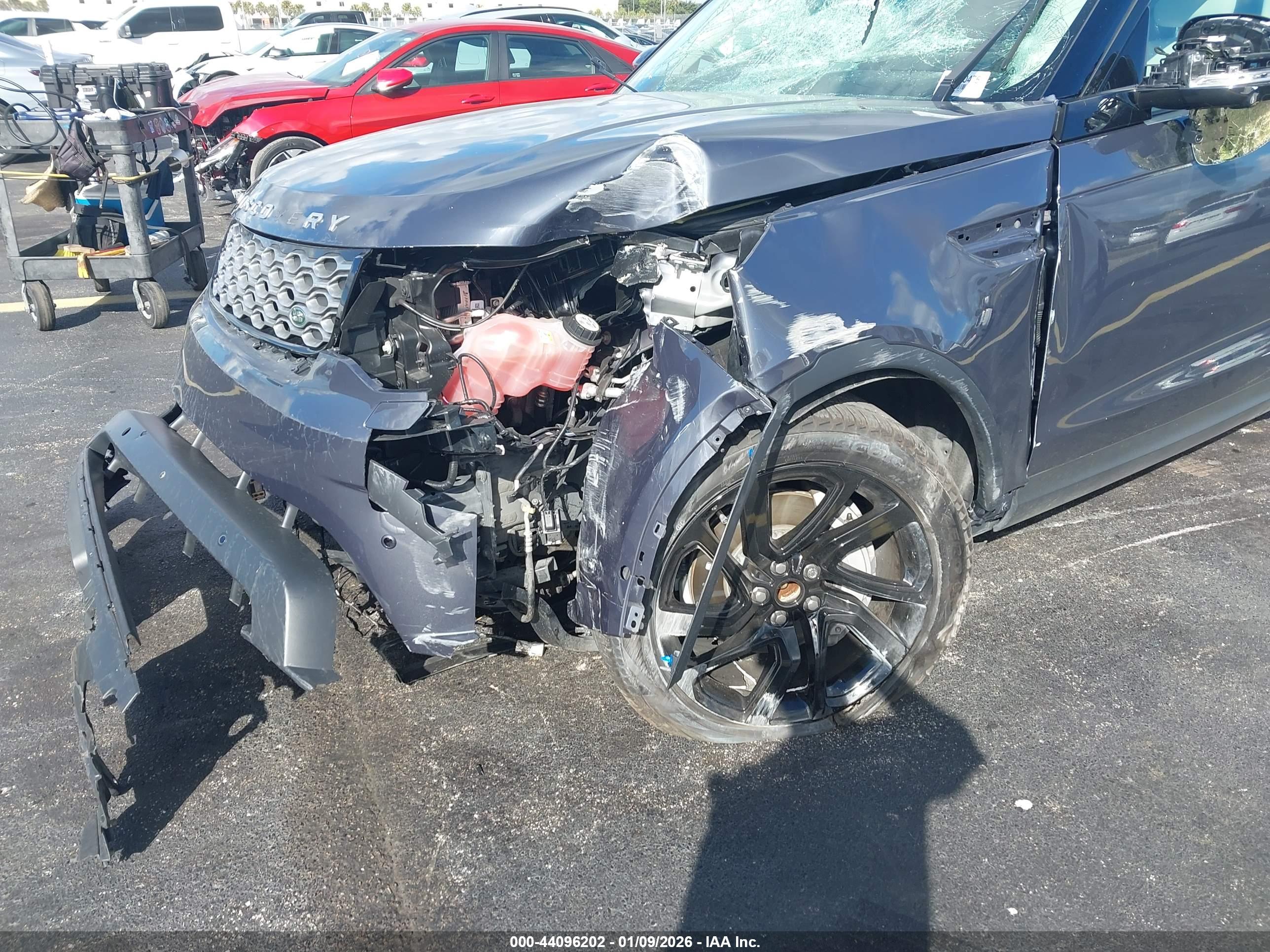 LAND ROVER image 6