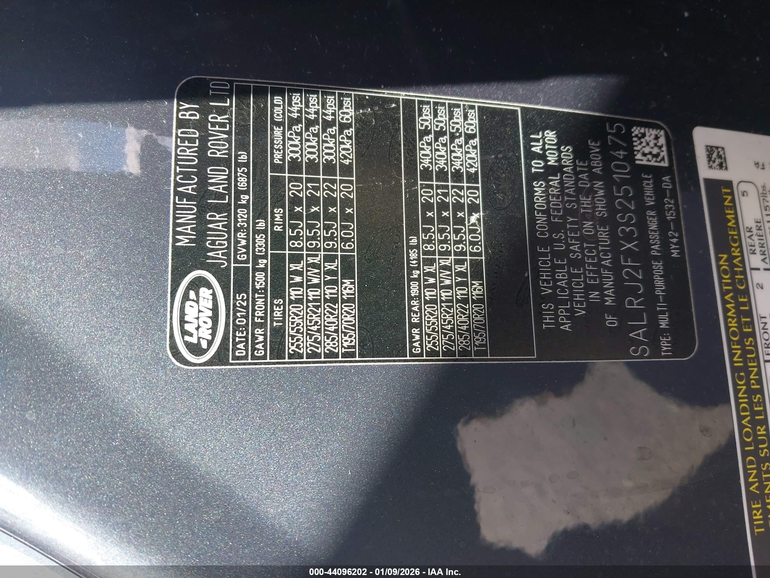 LAND ROVER image 9