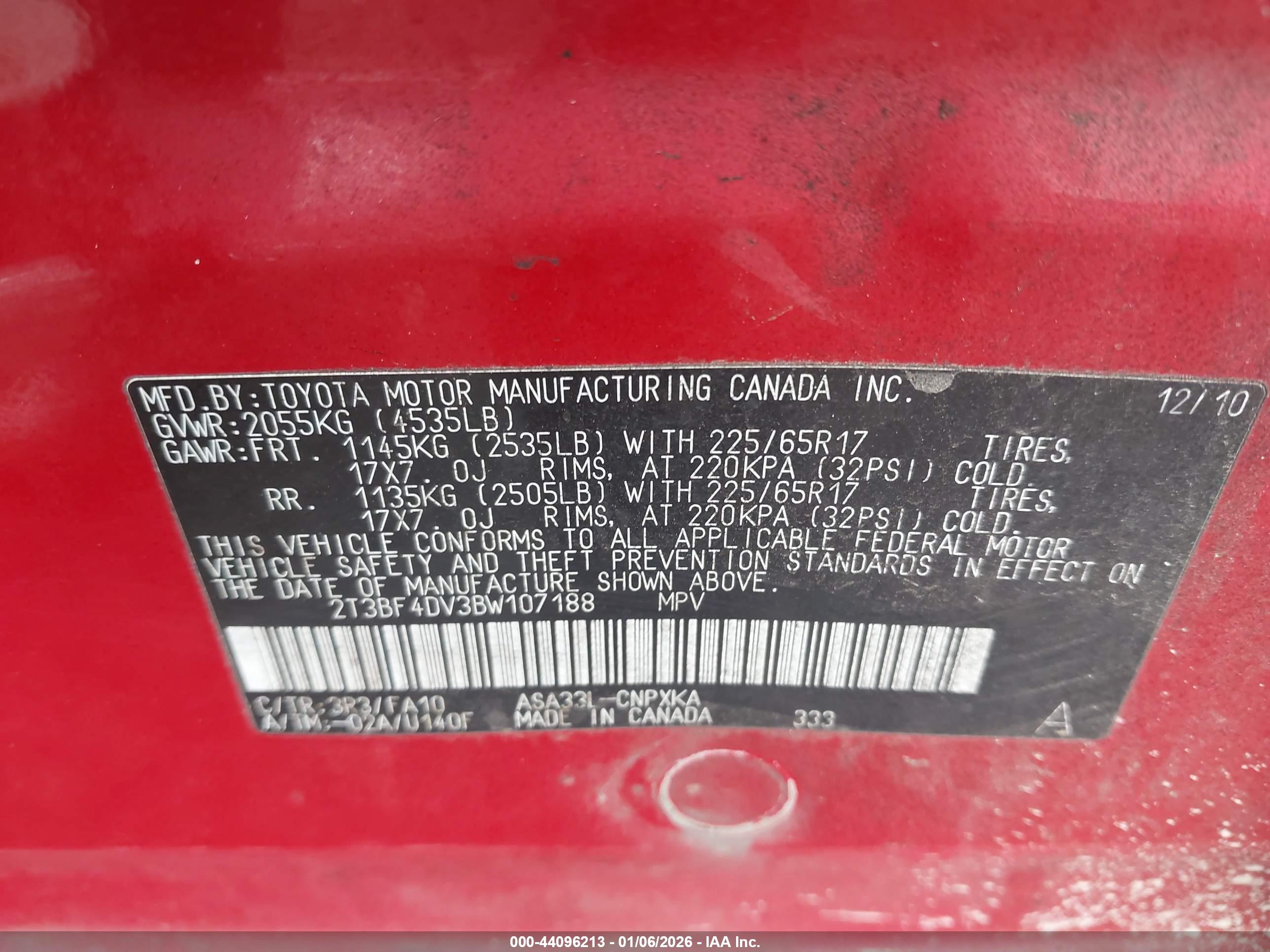 TOYOTA RAV4 image 9