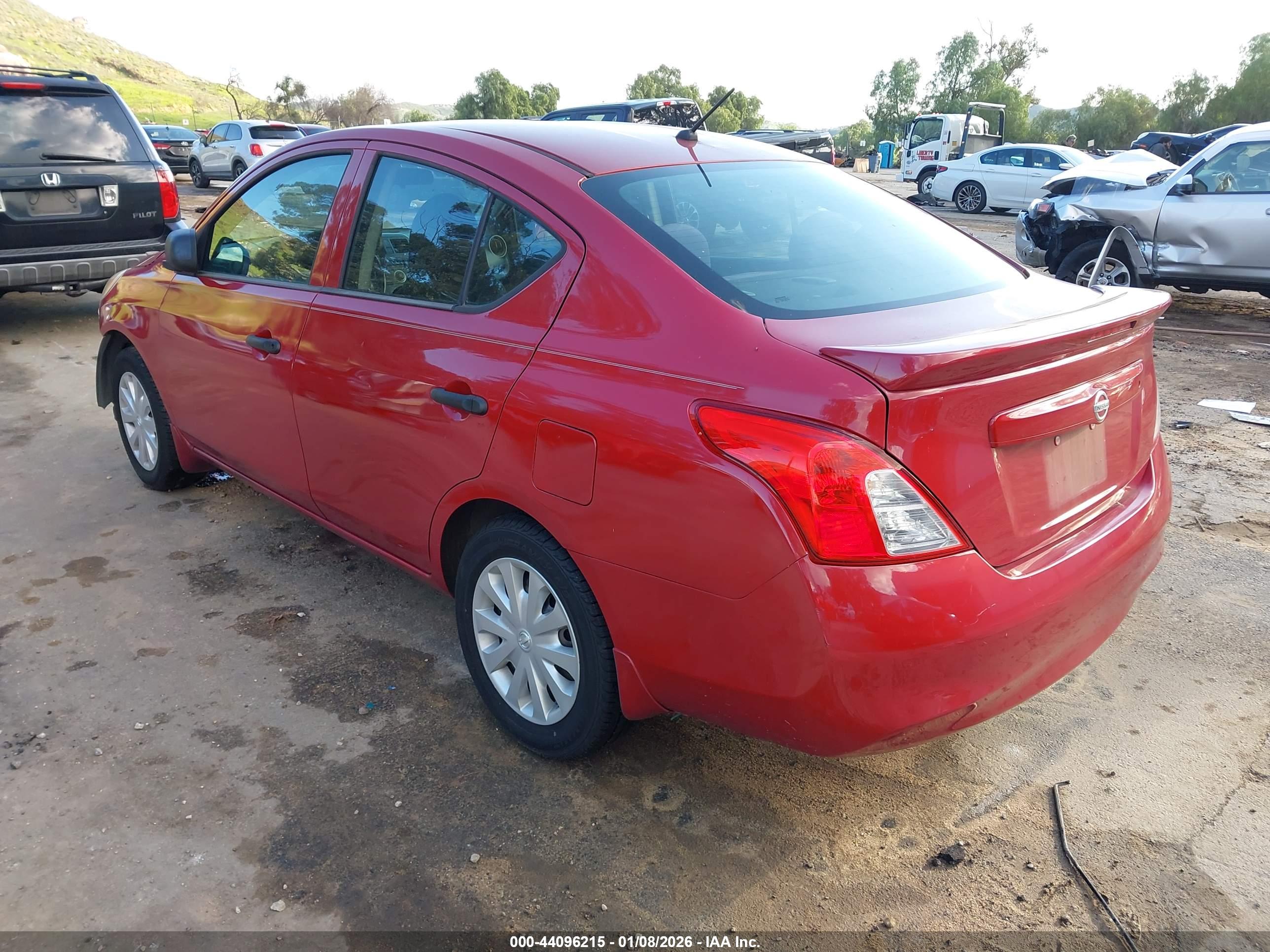 NISSAN VERSA image 3
