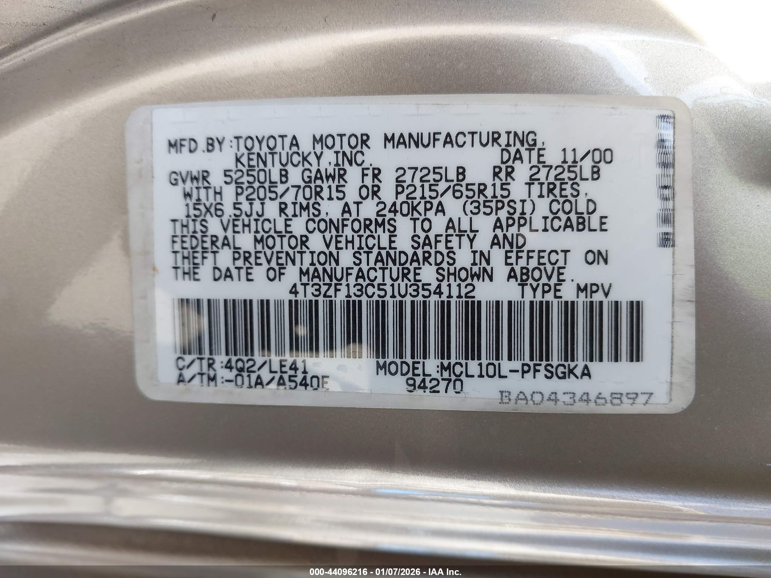 TOYOTA SIENNA image 9